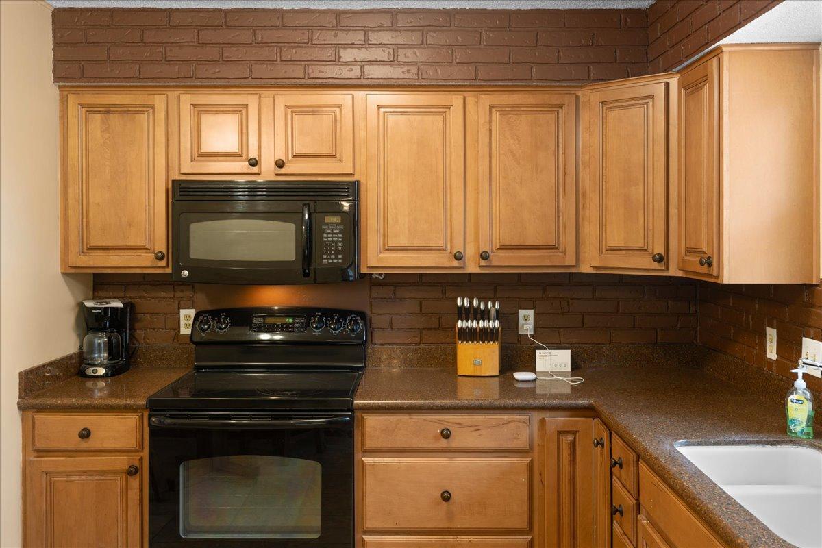 View of Residential at 5121 148th Path, Apple Valley MN 55124, Apple Valley (7 of 30) - Mike Wilen | Minnesota Team Real Estate
