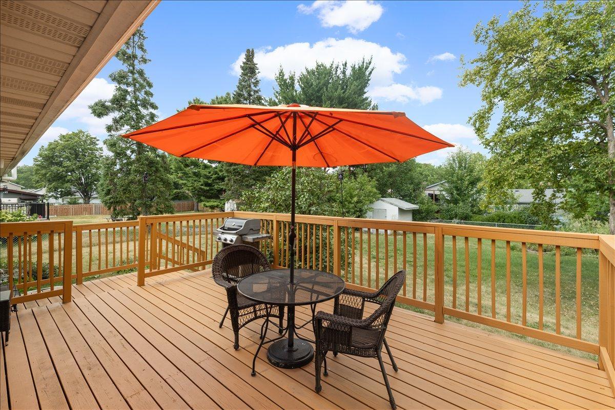 View of Residential at 5121 148th Path, Apple Valley MN 55124, Apple Valley (6 of 30) - Mike Wilen | Minnesota Team Real Estate