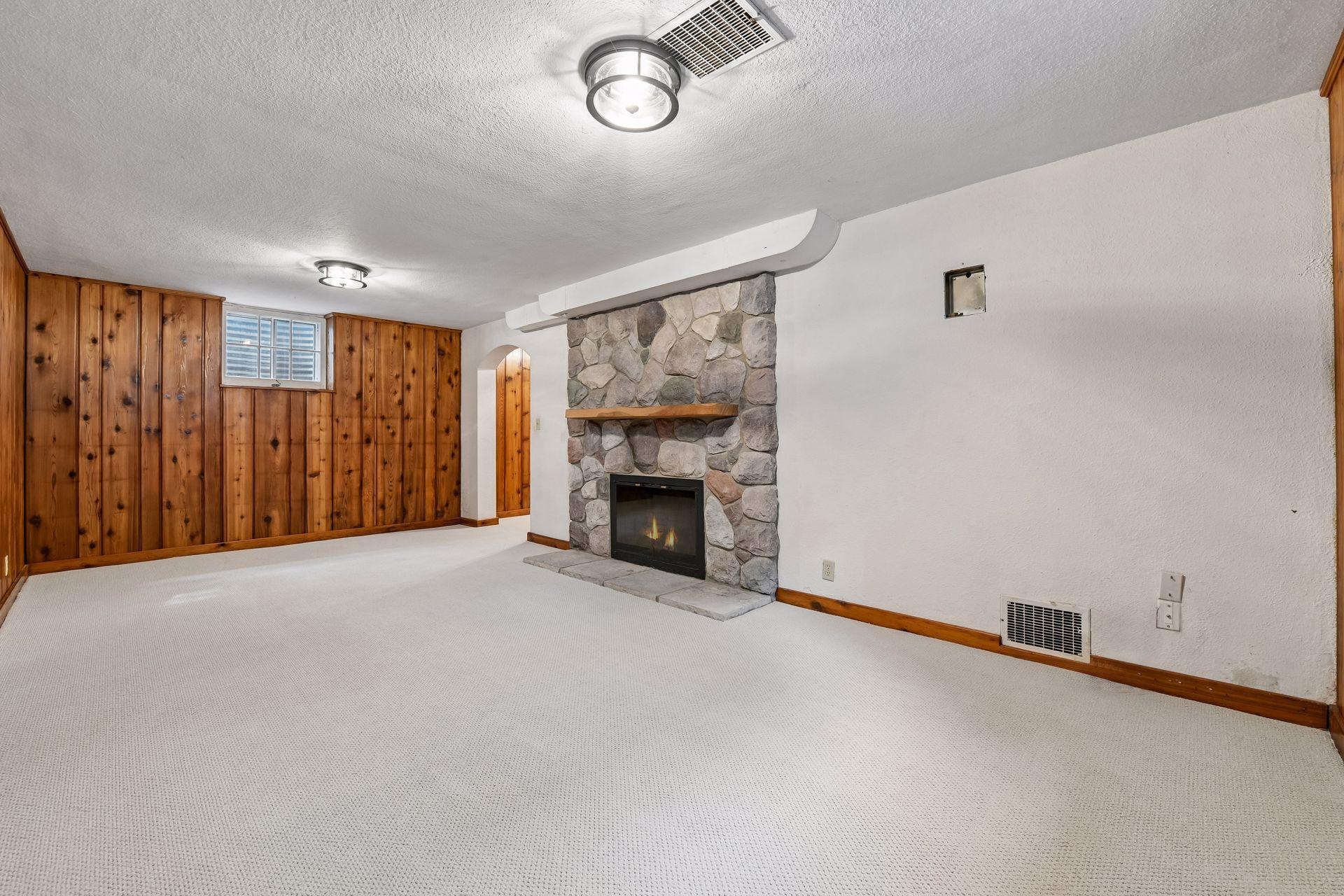 View of Residential at 6 Edina Court, Edina MN 55424, Edina (45 of 54) - Mike Wilen | Minnesota Team Real Estate