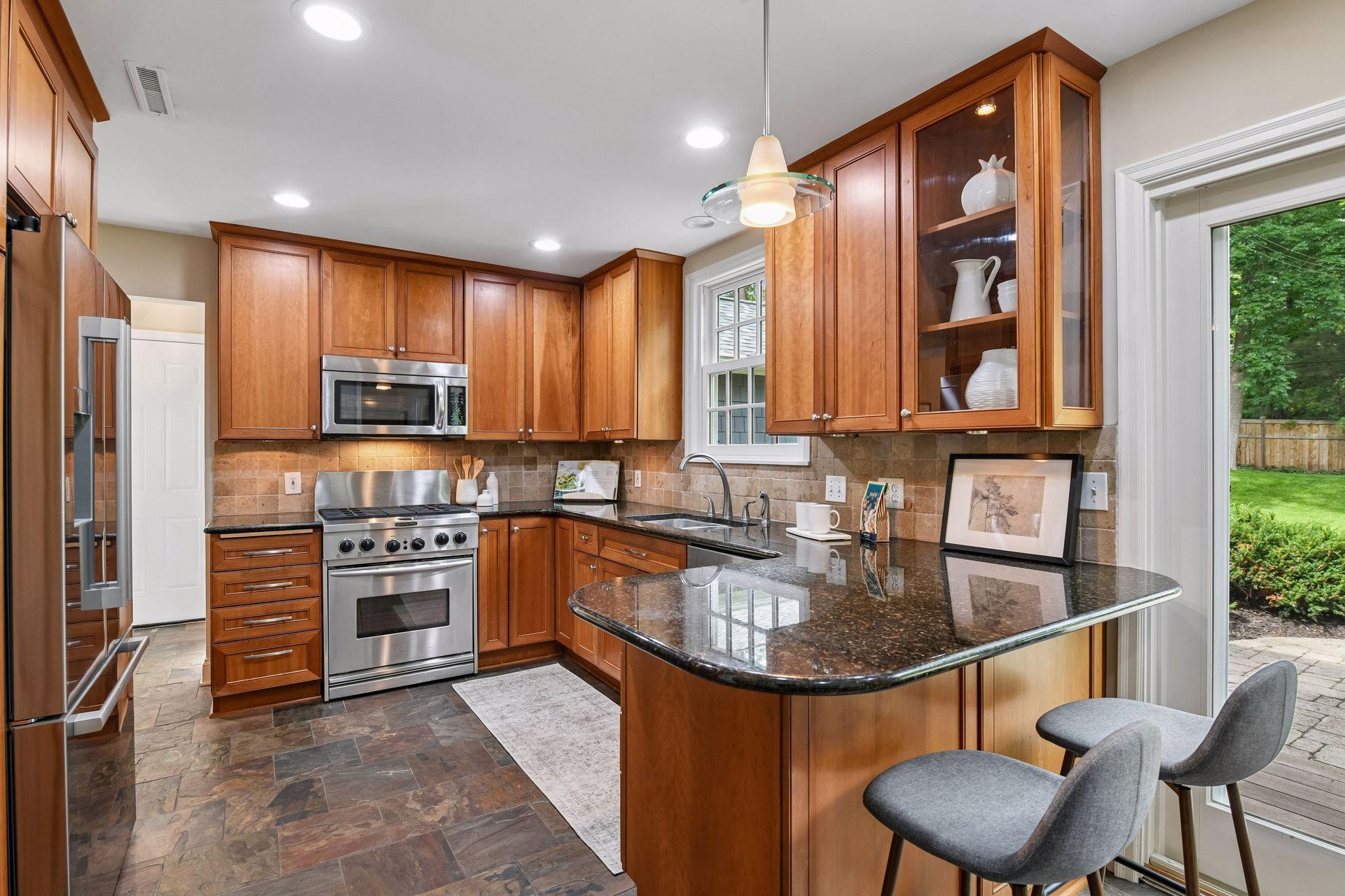 View of Residential at 6 Edina Court, Edina MN 55424, Edina (24 of 54) - Mike Wilen | Minnesota Team Real Estate