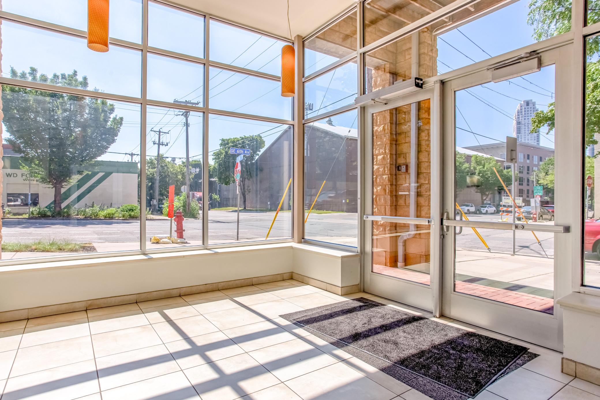 View of Residential at 521 2nd Street #307, Minneapolis MN 55414, Minneapolis (28 of 38) - Mike Wilen | Minnesota Team Real Estate