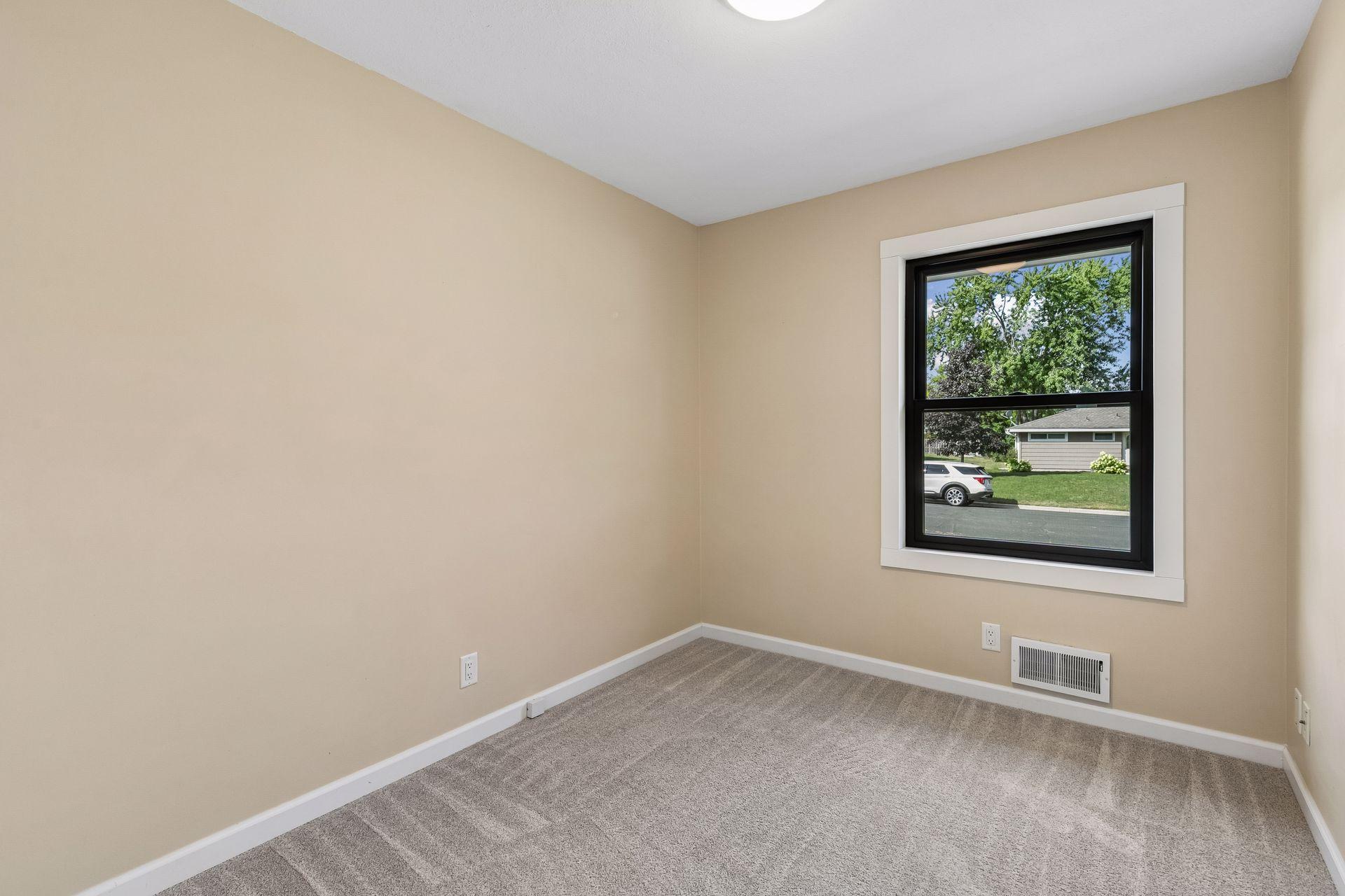 View of Residential at 8209 Goodrich Road, Bloomington MN 55437, Bloomington (27 of 38) - Mike Wilen | Minnesota Team Real Estate