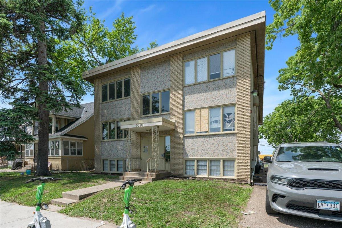 View of Commercial Sale at 3010 20th Avenue, Minneapolis MN 55407, Minneapolis (2 of 7) - Mike Wilen | Minnesota Team Real Estate