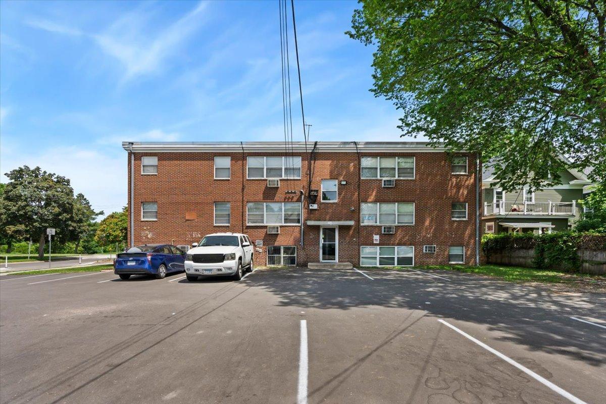 View of Commercial Sale at 3400 10th Avenue, Minneapolis MN 55407, Minneapolis (5 of 10) - Mike Wilen | Minnesota Team Real Estate