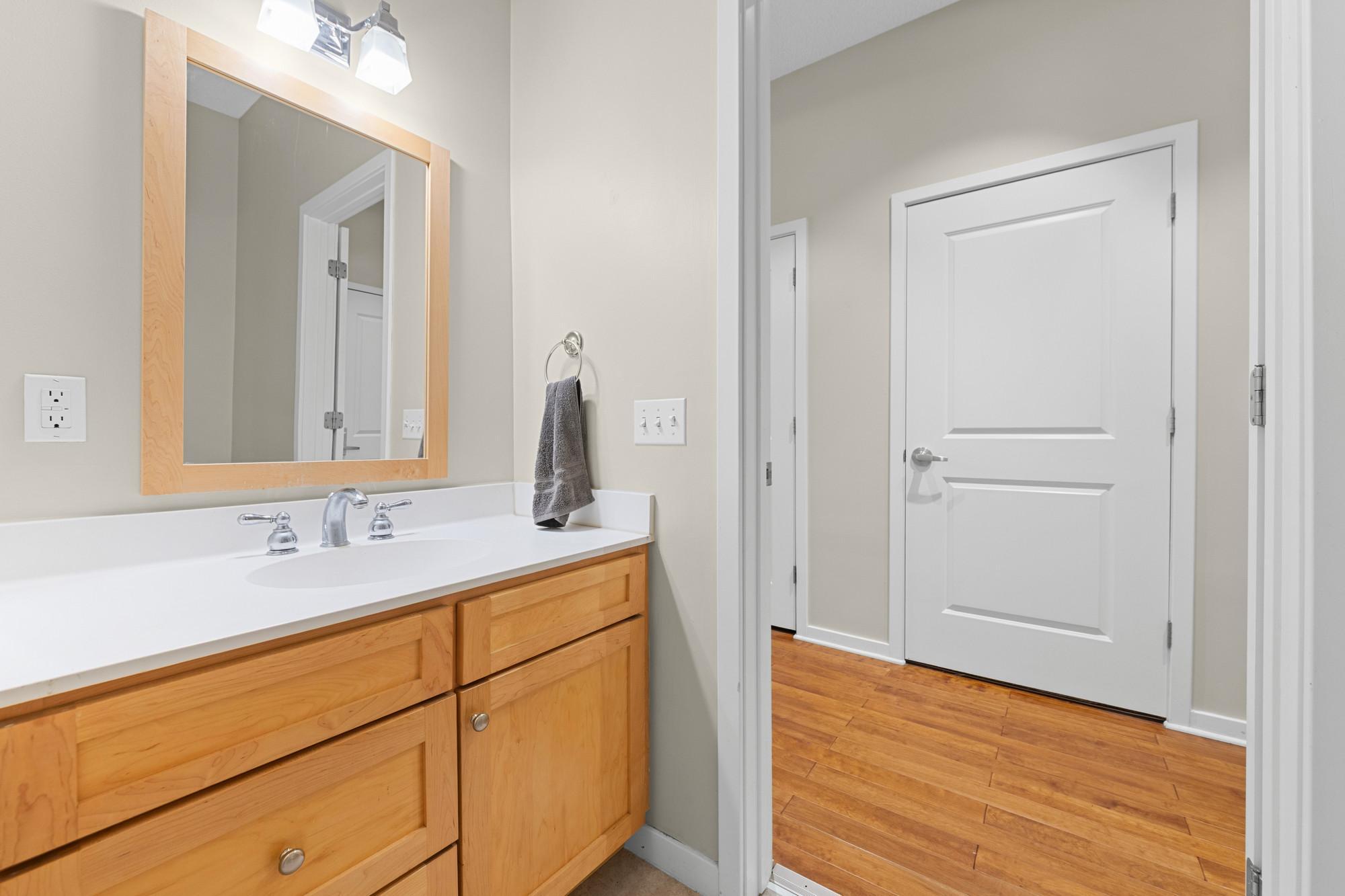 View of Residential at 209 8th Street #305, Saint Paul MN 55101, Saint Paul (24 of 27) - Mike Wilen | Minnesota Team Real Estate