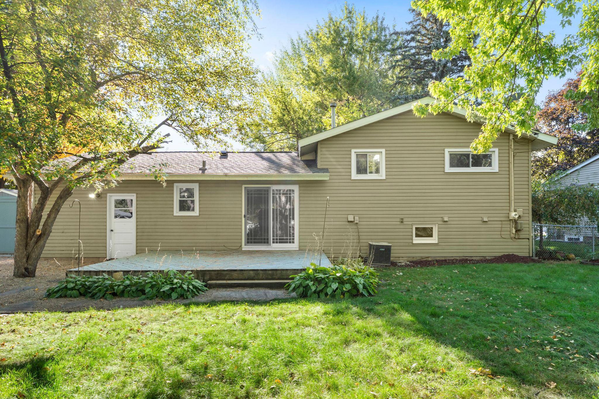 View of Residential at 3865 Gettysburg Avenue, New Hope MN 55427, New Hope (31 of 56) - Mike Wilen | Minnesota Team Real Estate