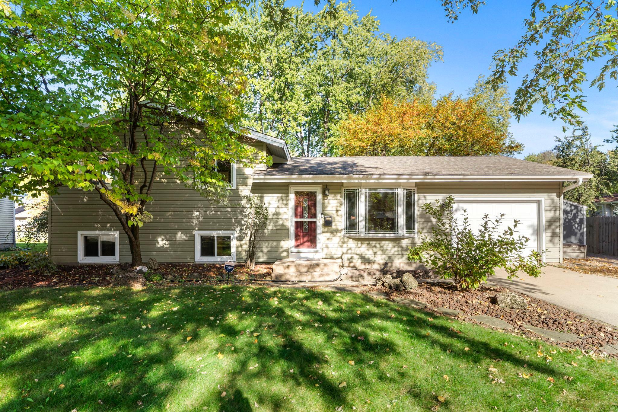 View of Residential at 3865 Gettysburg Avenue, New Hope MN 55427, New Hope (56 of 56) - Mike Wilen | Minnesota Team Real Estate