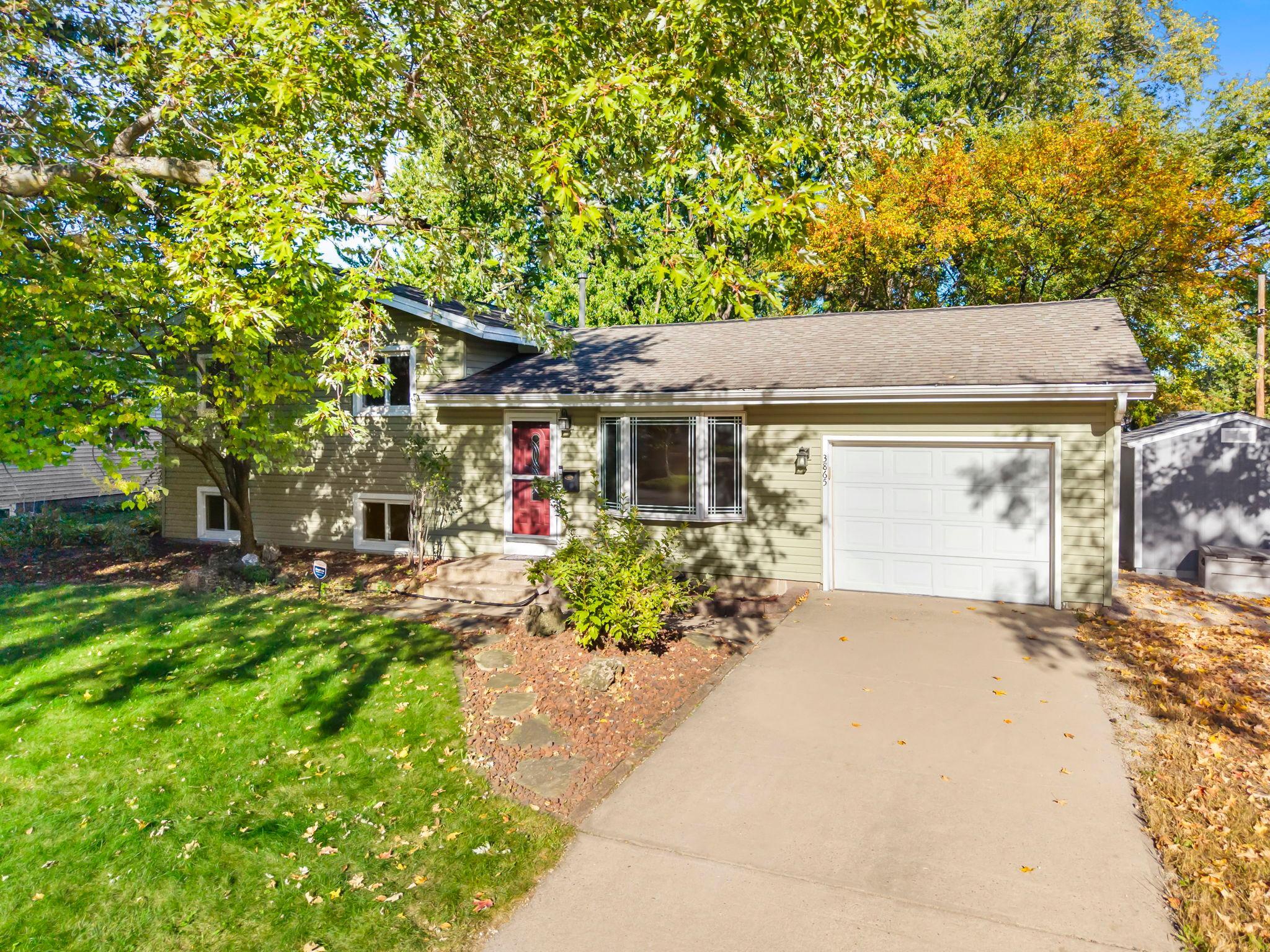View of Residential at 3865 Gettysburg Avenue, New Hope MN 55427, New Hope (51 of 56) - Mike Wilen | Minnesota Team Real Estate