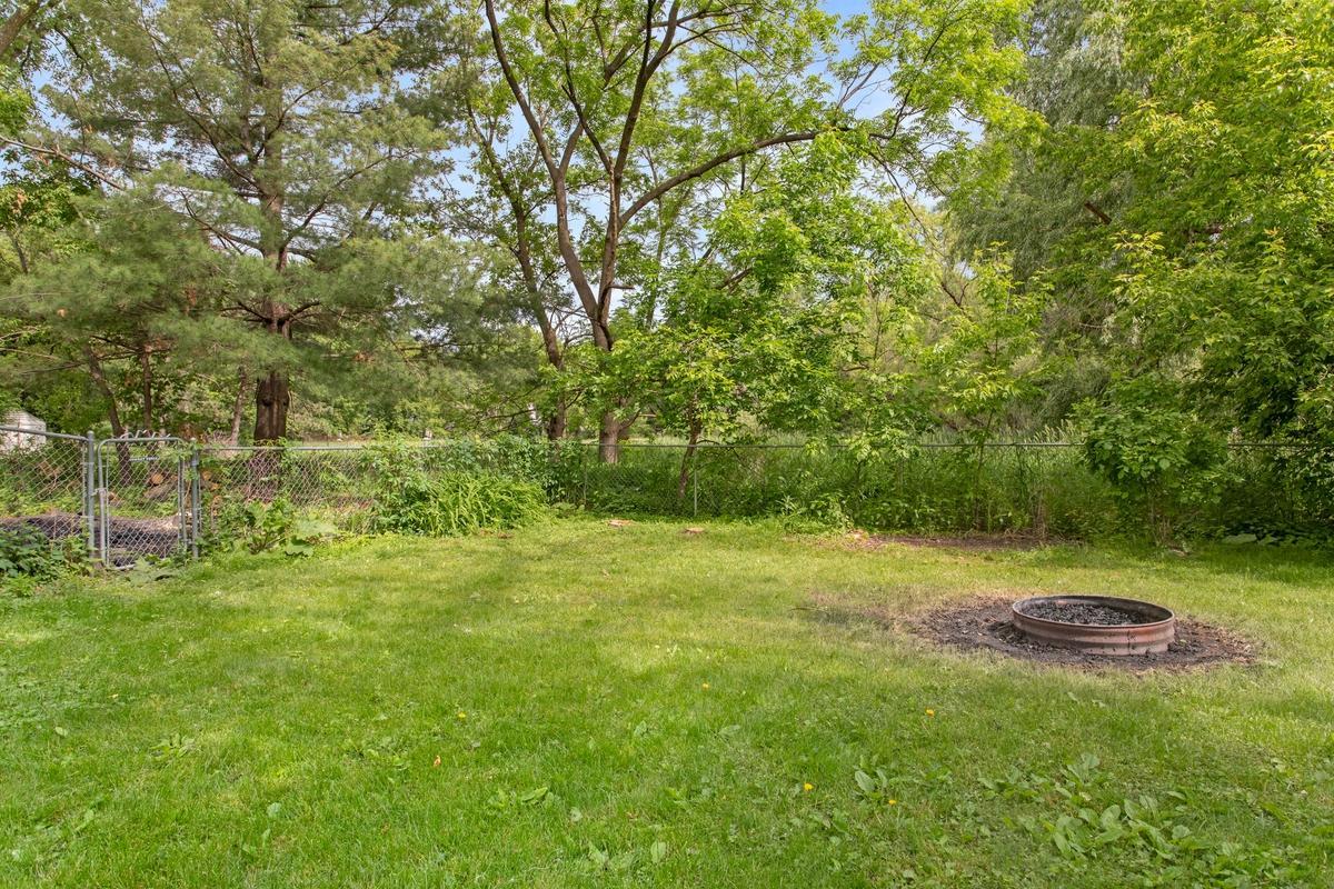 View of Residential Income at 6264 15th Street, Oakdale MN 55128, Oakdale (17 of 18) - Mike Wilen | Minnesota Team Real Estate