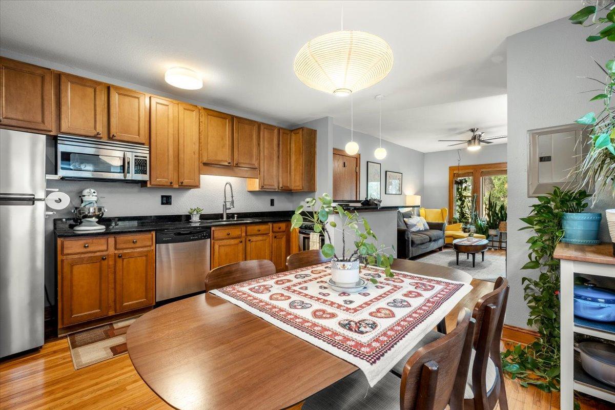 View of Residential at 2701 Harriet Avenue #202, Minneapolis MN 55408, Minneapolis (9 of 18) - Mike Wilen | Minnesota Team Real Estate