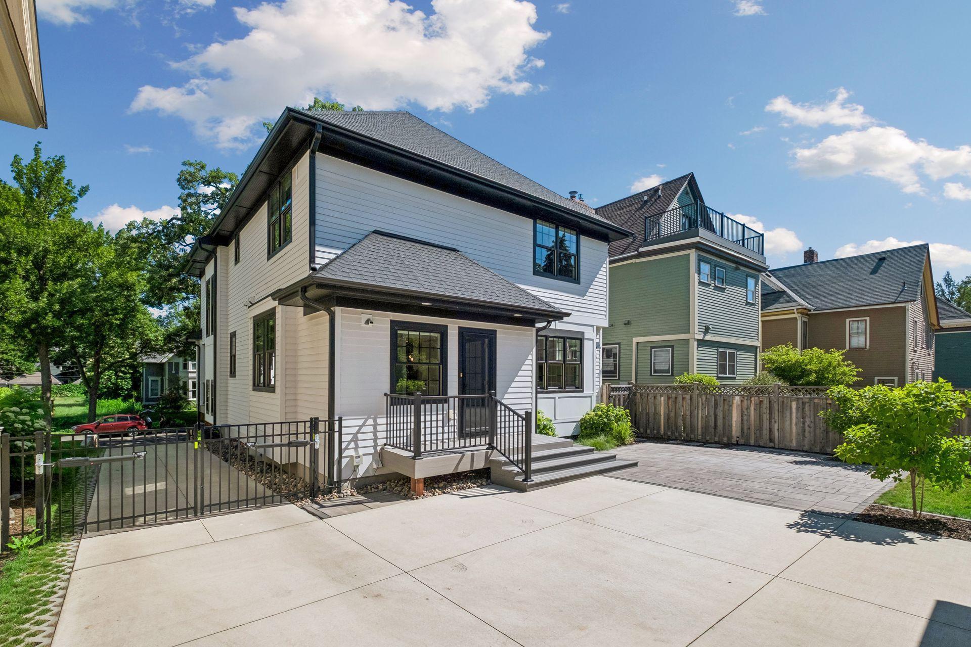 View of Residential at 540 Holly Avenue, Saint Paul MN 55102, Saint Paul (43 of 48) - Mike Wilen | Minnesota Team Real Estate