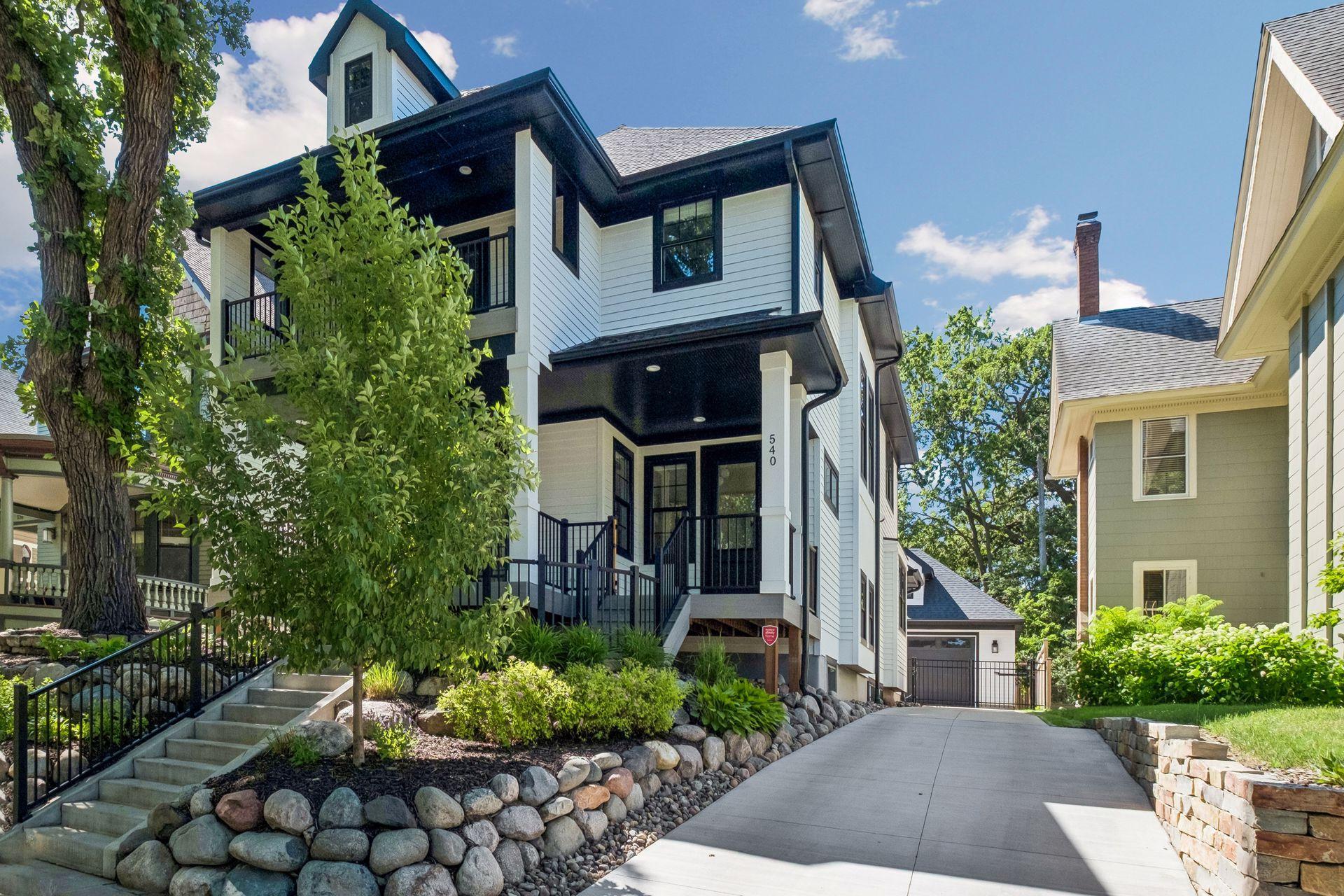 View of Residential at 540 Holly Avenue, Saint Paul MN 55102, Saint Paul (3 of 48) - Mike Wilen | Minnesota Team Real Estate