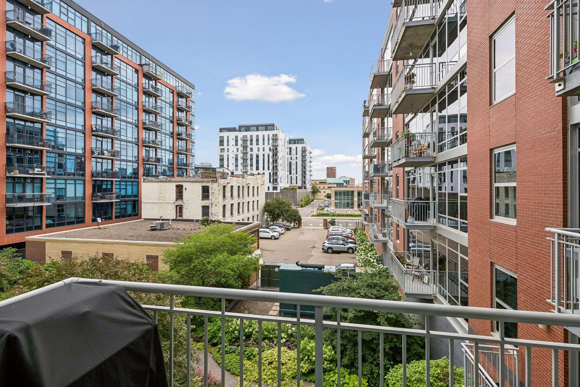 View of Residential at 215 10th Avenue #321, Minneapolis MN 55415, Minneapolis (37 of 54) - Mike Wilen | Minnesota Team Real Estate