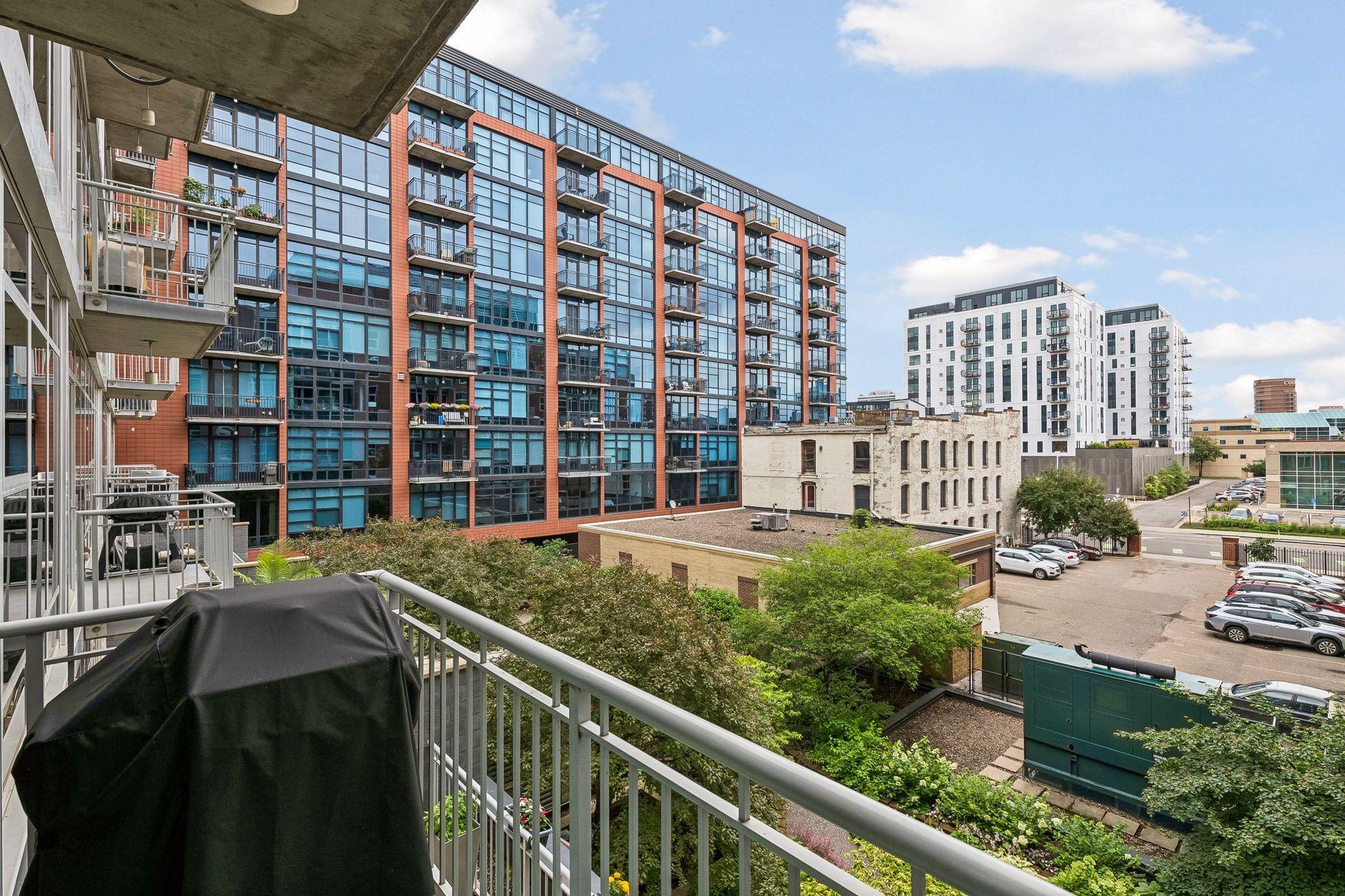 View of Residential at 215 10th Avenue #321, Minneapolis MN 55415, Minneapolis (36 of 54) - Mike Wilen | Minnesota Team Real Estate