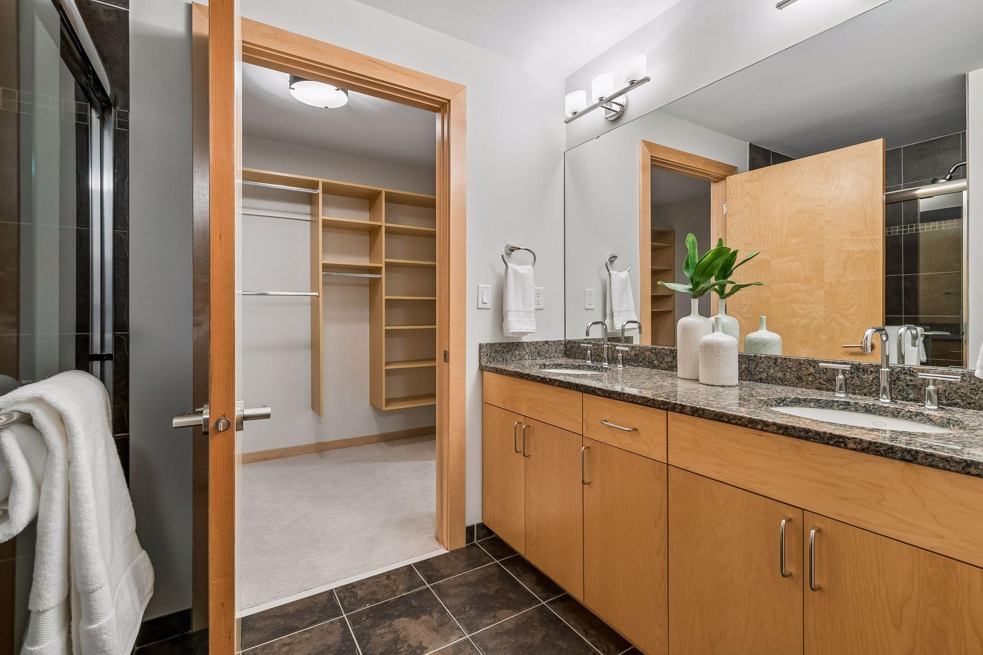 View of Residential at 215 10th Avenue #321, Minneapolis MN 55415, Minneapolis (29 of 54) - Mike Wilen | Minnesota Team Real Estate