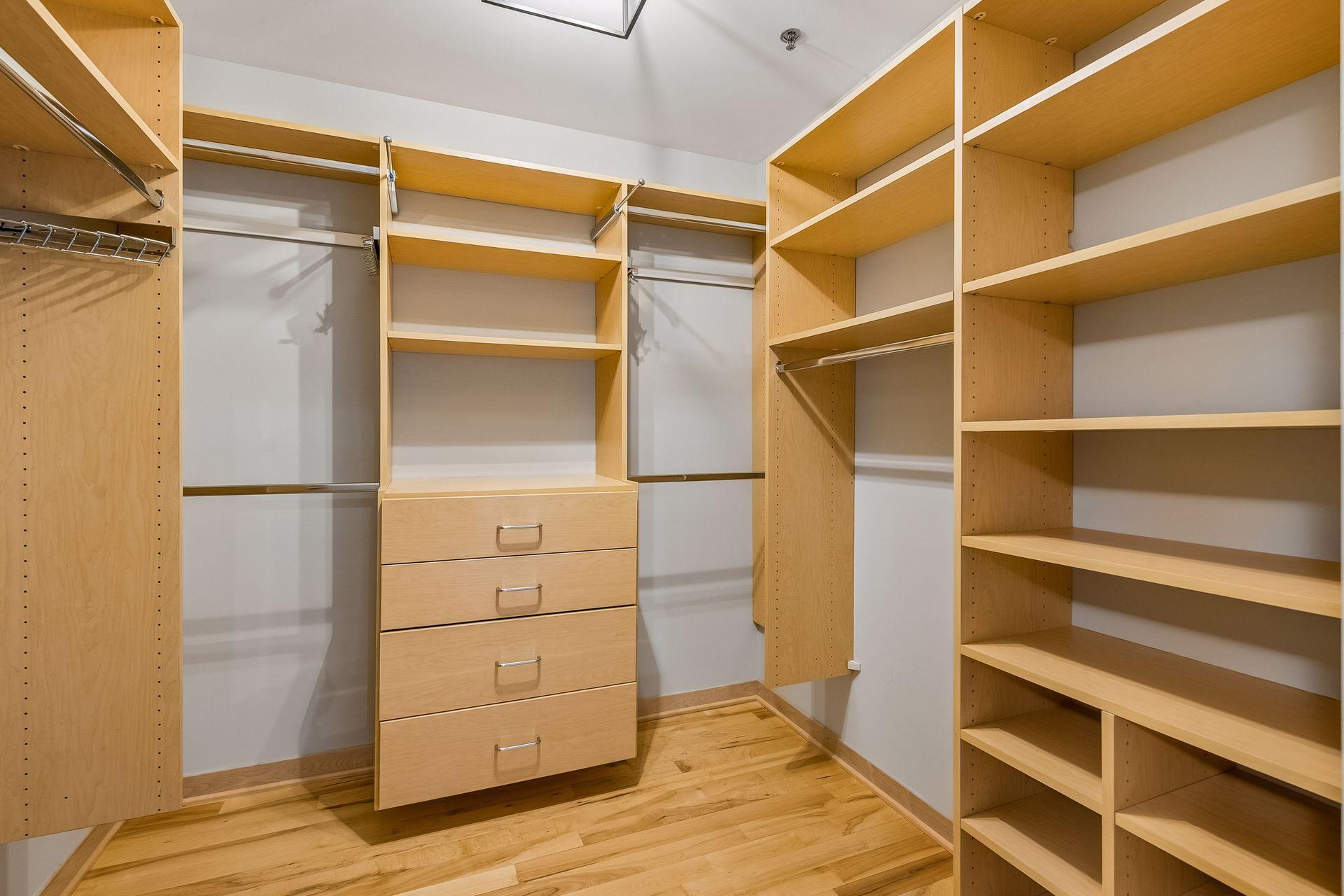 View of Residential at 215 10th Avenue #321, Minneapolis MN 55415, Minneapolis (27 of 54) - Mike Wilen | Minnesota Team Real Estate