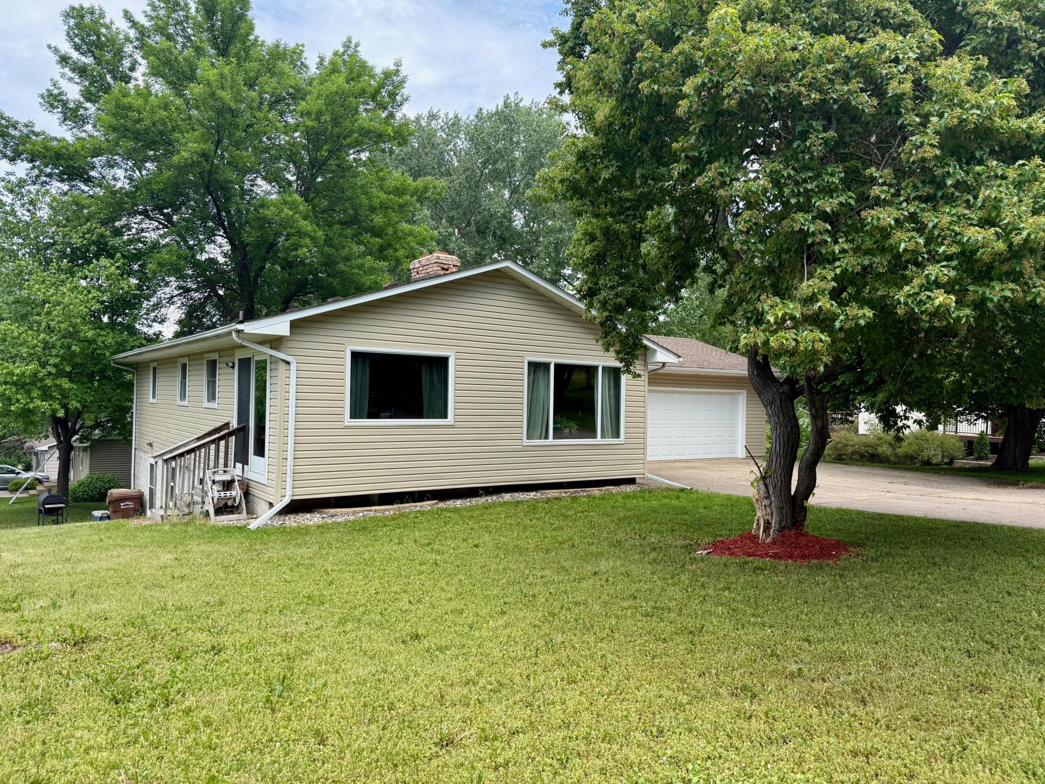 View of Residential Income at 911 2nd Avenue, Buffalo MN 55313, Buffalo (2 of 49) - Mike Wilen | Minnesota Team Real Estate