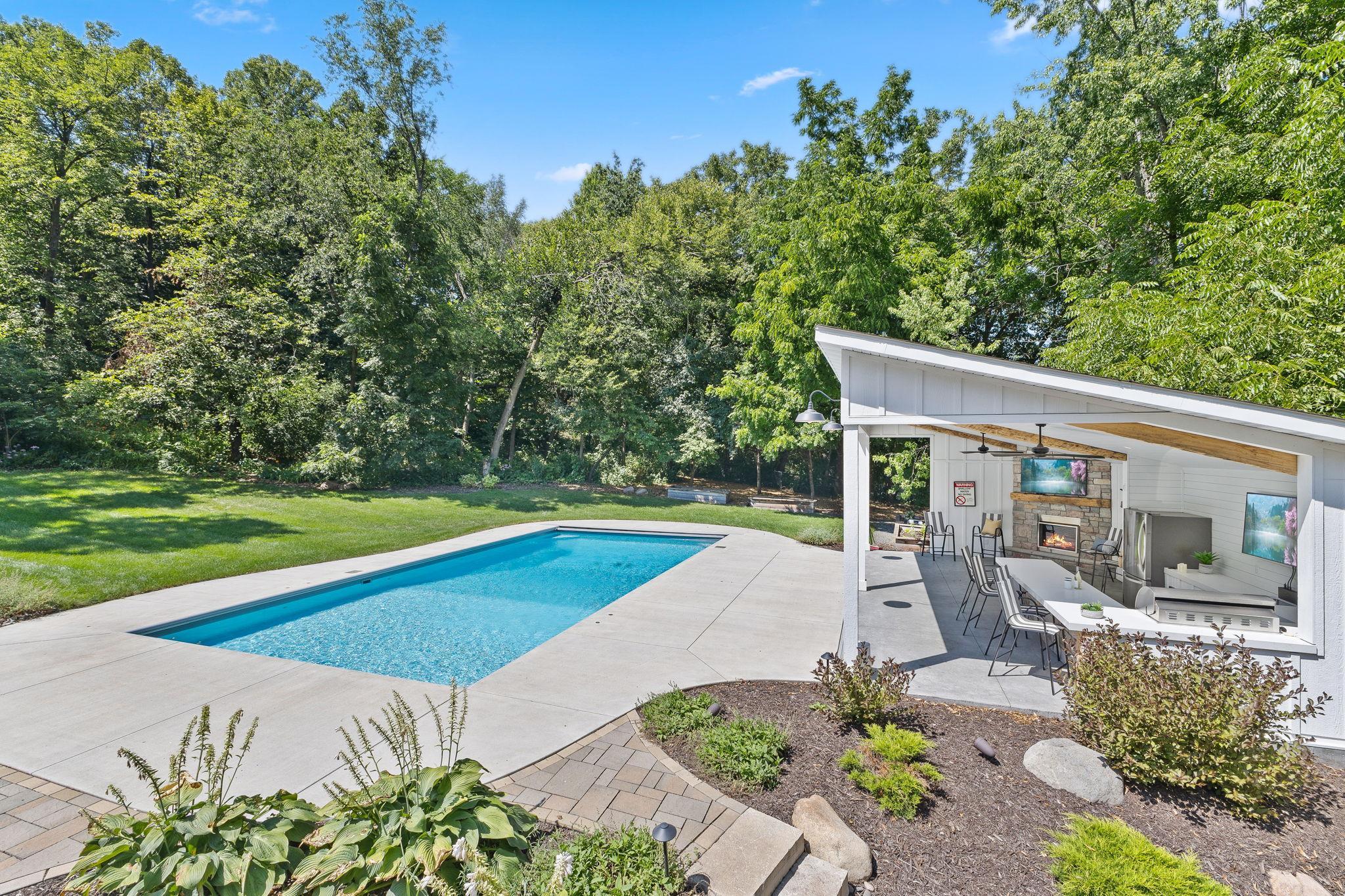 View of Residential at 8100 Oakmere Road, Bloomington MN 55438, Bloomington (40 of 71) - Mike Wilen | Minnesota Team Real Estate