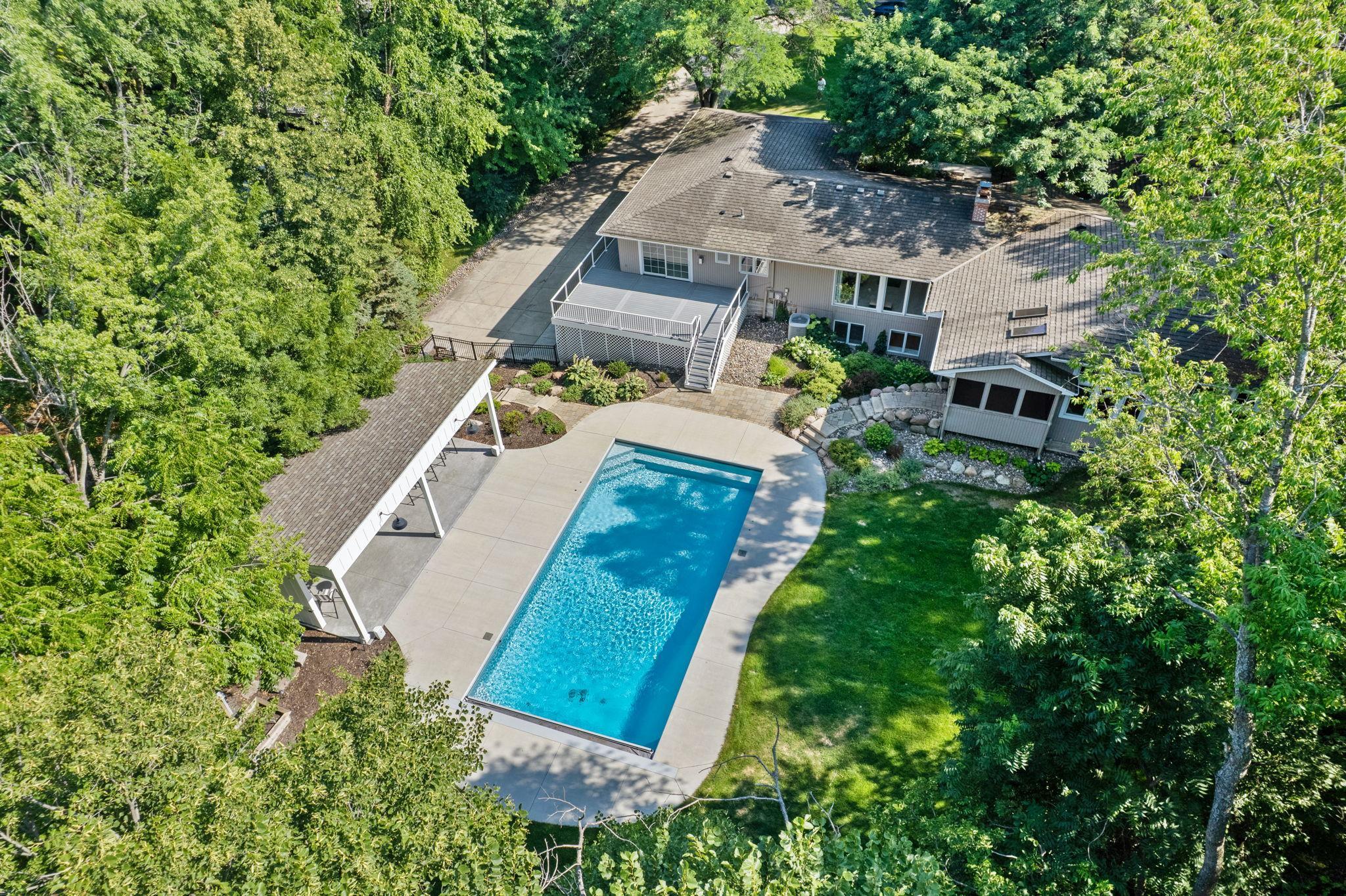 View of Residential at 8100 Oakmere Road, Bloomington MN 55438, Bloomington (68 of 71) - Mike Wilen | Minnesota Team Real Estate