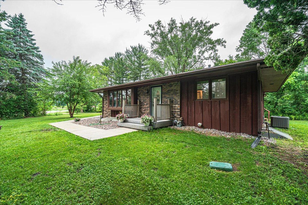 View of Residential at 925 Constance Boulevard, Andover MN 55304, Andover (74 of 82) - Mike Wilen | Minnesota Team Real Estate