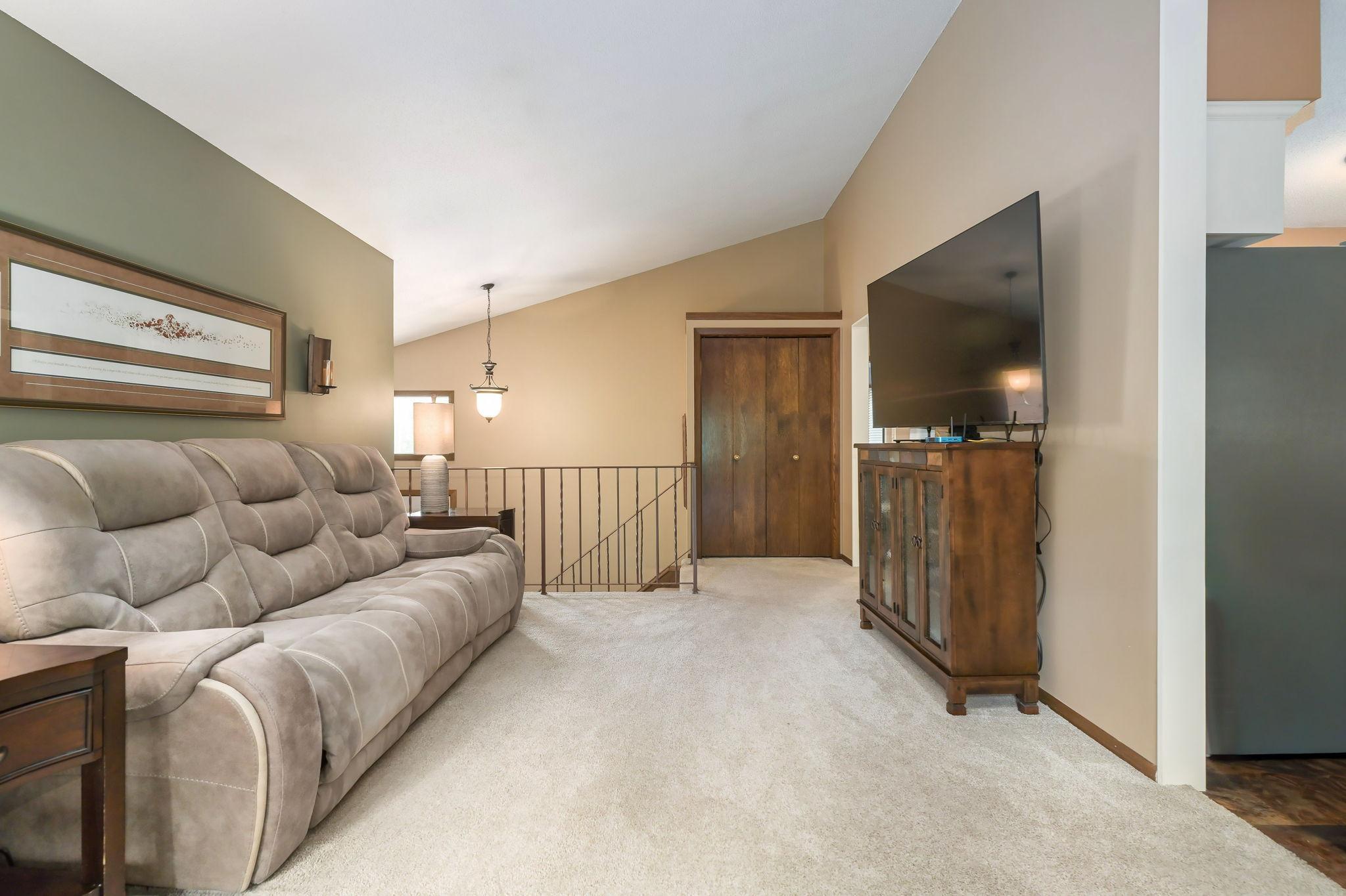 View of Residential at 1794 17th Avenue, New Brighton MN 55112, New Brighton (6 of 27) - Mike Wilen | Minnesota Team Real Estate