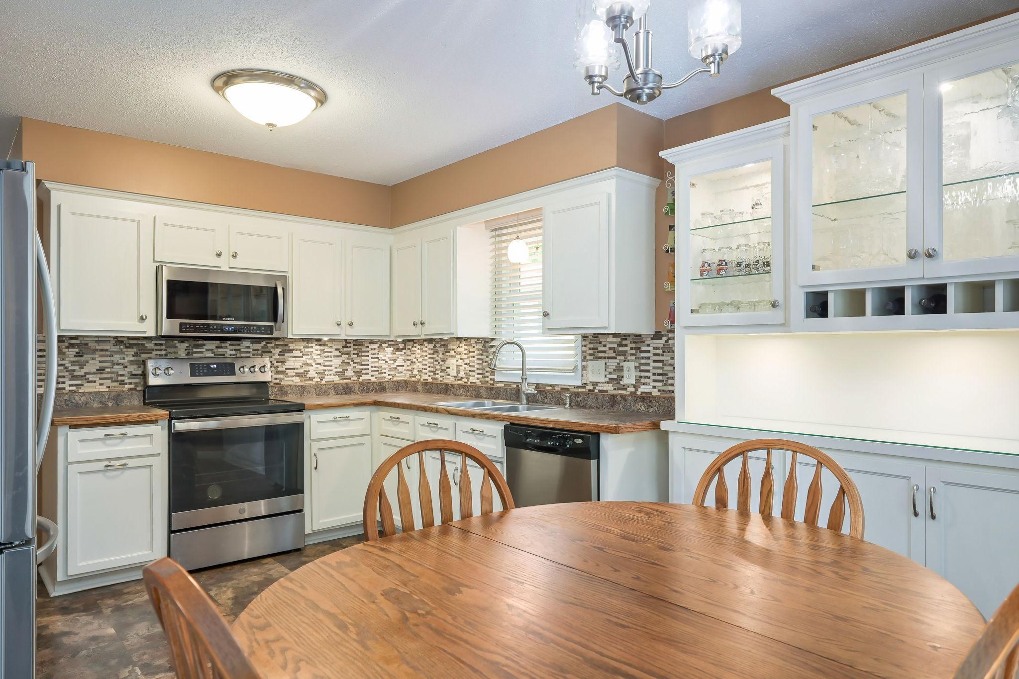 View of Residential at 1794 17th Avenue, New Brighton MN 55112, New Brighton (8 of 27) - Mike Wilen | Minnesota Team Real Estate