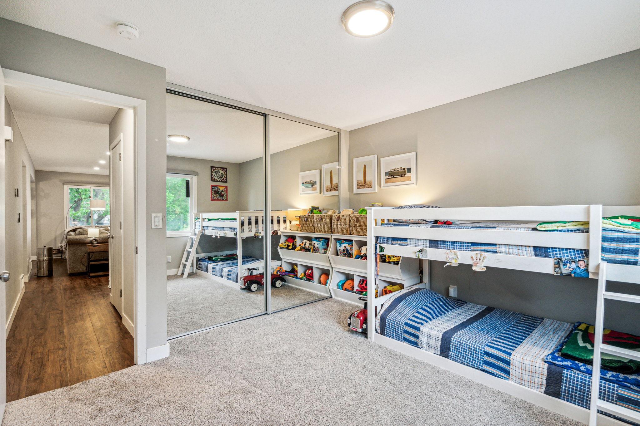 View of Residential Income at 3724 Joppa Avenue, Saint Louis Park MN 55416, Saint Louis Park (25 of 79) - Mike Wilen | Minnesota Team Real Estate