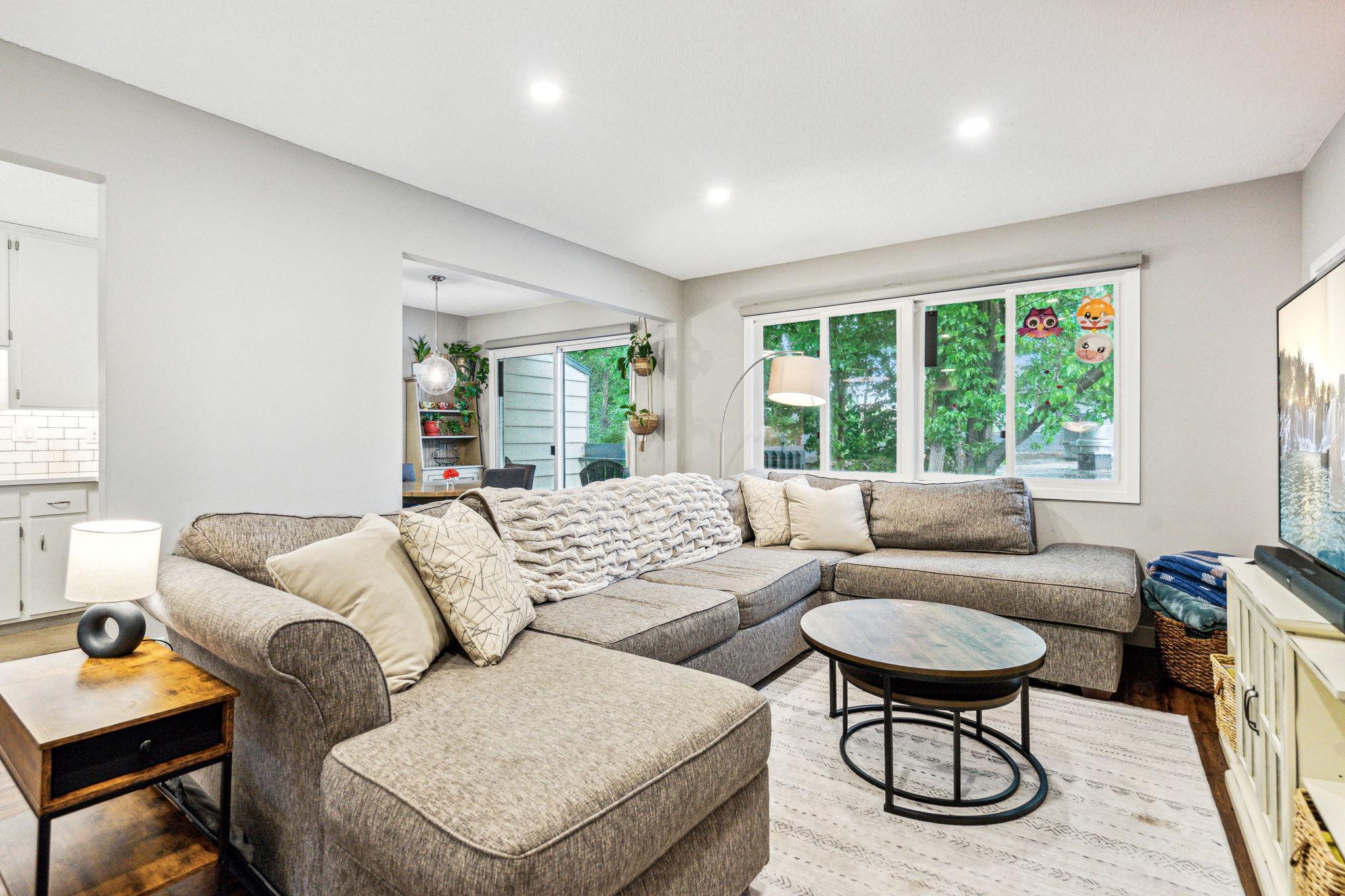 View of Residential Income at 3724 Joppa Avenue, Saint Louis Park MN 55416, Saint Louis Park (6 of 79) - Mike Wilen | Minnesota Team Real Estate