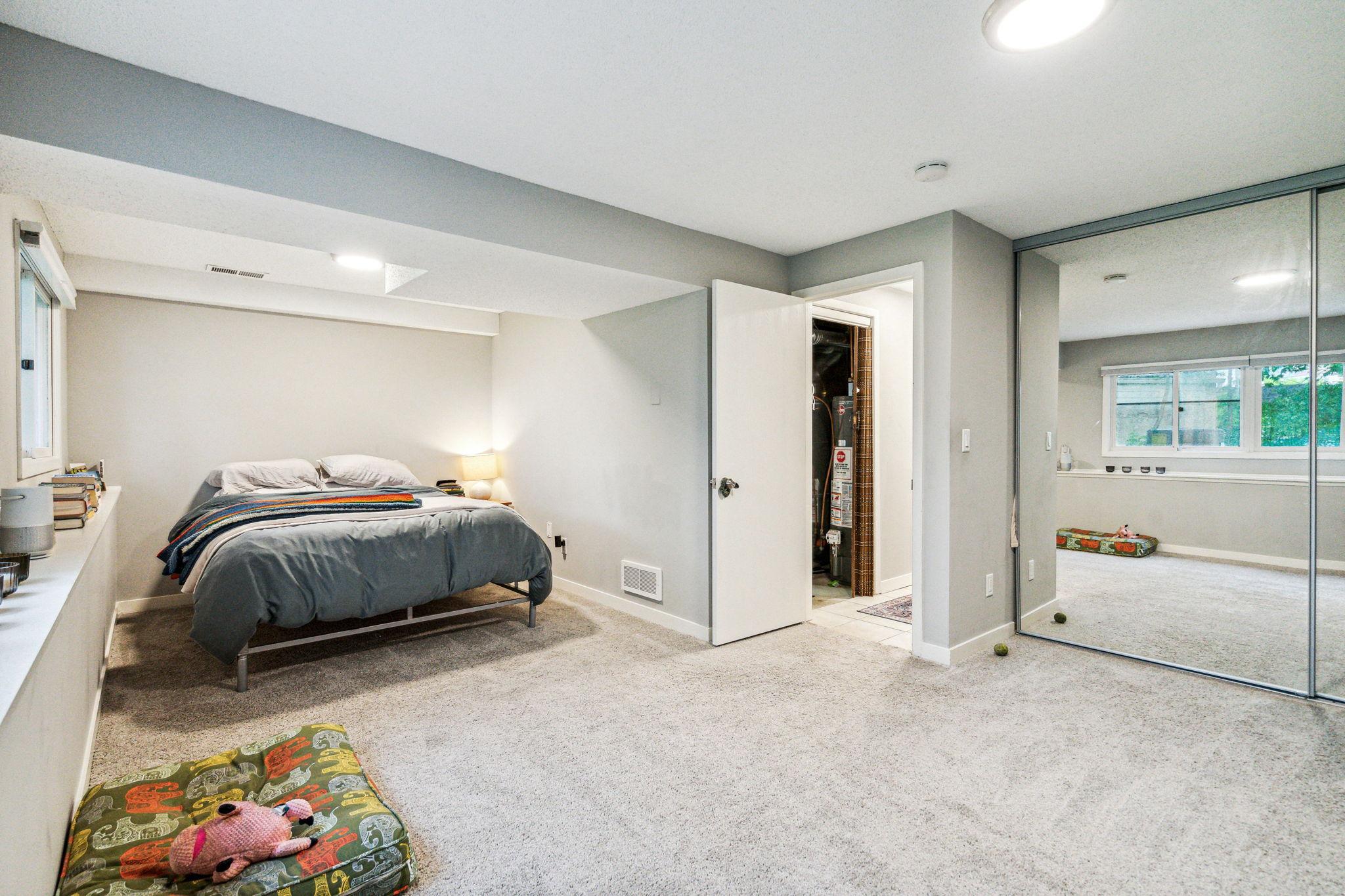 View of Residential Income at 3724 Joppa Avenue, Saint Louis Park MN 55416, Saint Louis Park (63 of 79) - Mike Wilen | Minnesota Team Real Estate