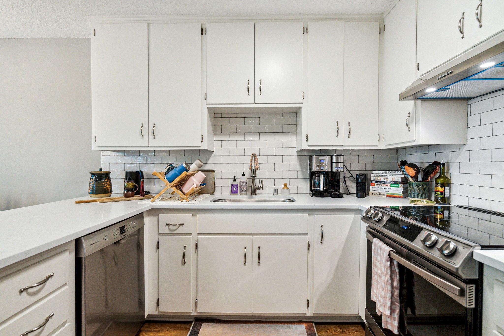 View of Residential Income at 3724 Joppa Avenue, Saint Louis Park MN 55416, Saint Louis Park (48 of 79) - Mike Wilen | Minnesota Team Real Estate