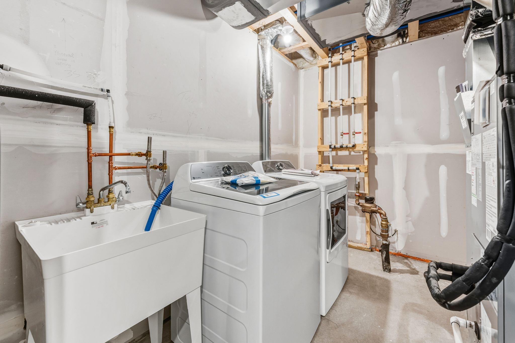 View of Residential at 1354 Winthrop Street #1, Saint Paul MN 55119, Saint Paul (21 of 23) - Mike Wilen | Minnesota Team Real Estate