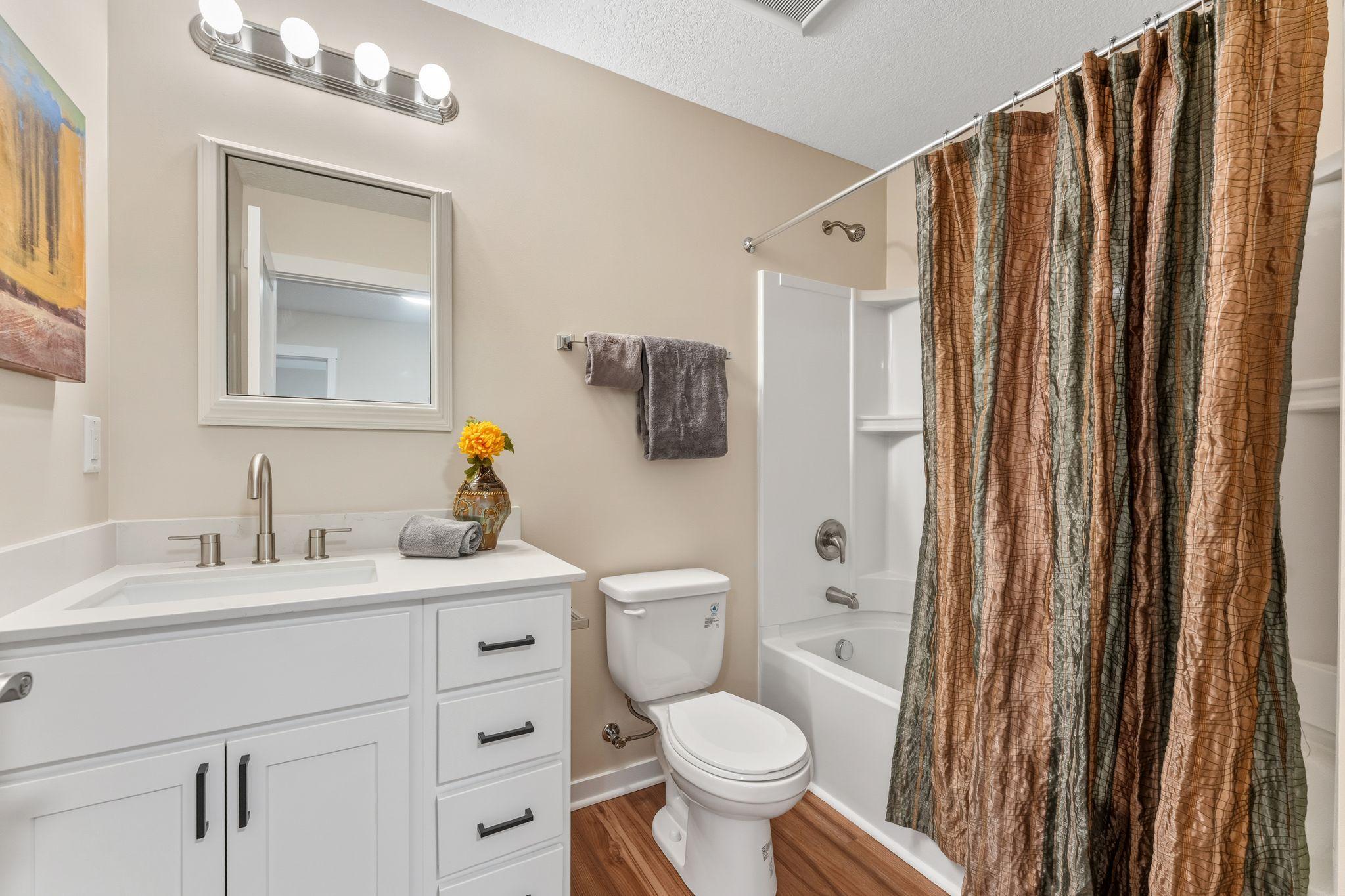 View of Residential at 1354 Winthrop Street #1, Saint Paul MN 55119, Saint Paul (12 of 23) - Mike Wilen | Minnesota Team Real Estate