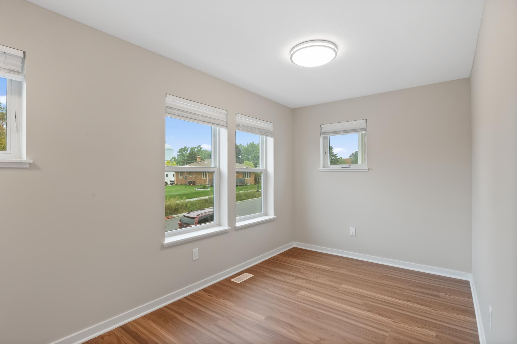 View of Residential at 1334 Winthrop Street, Saint Paul MN 55119, Saint Paul (15 of 26) - Mike Wilen | Minnesota Team Real Estate