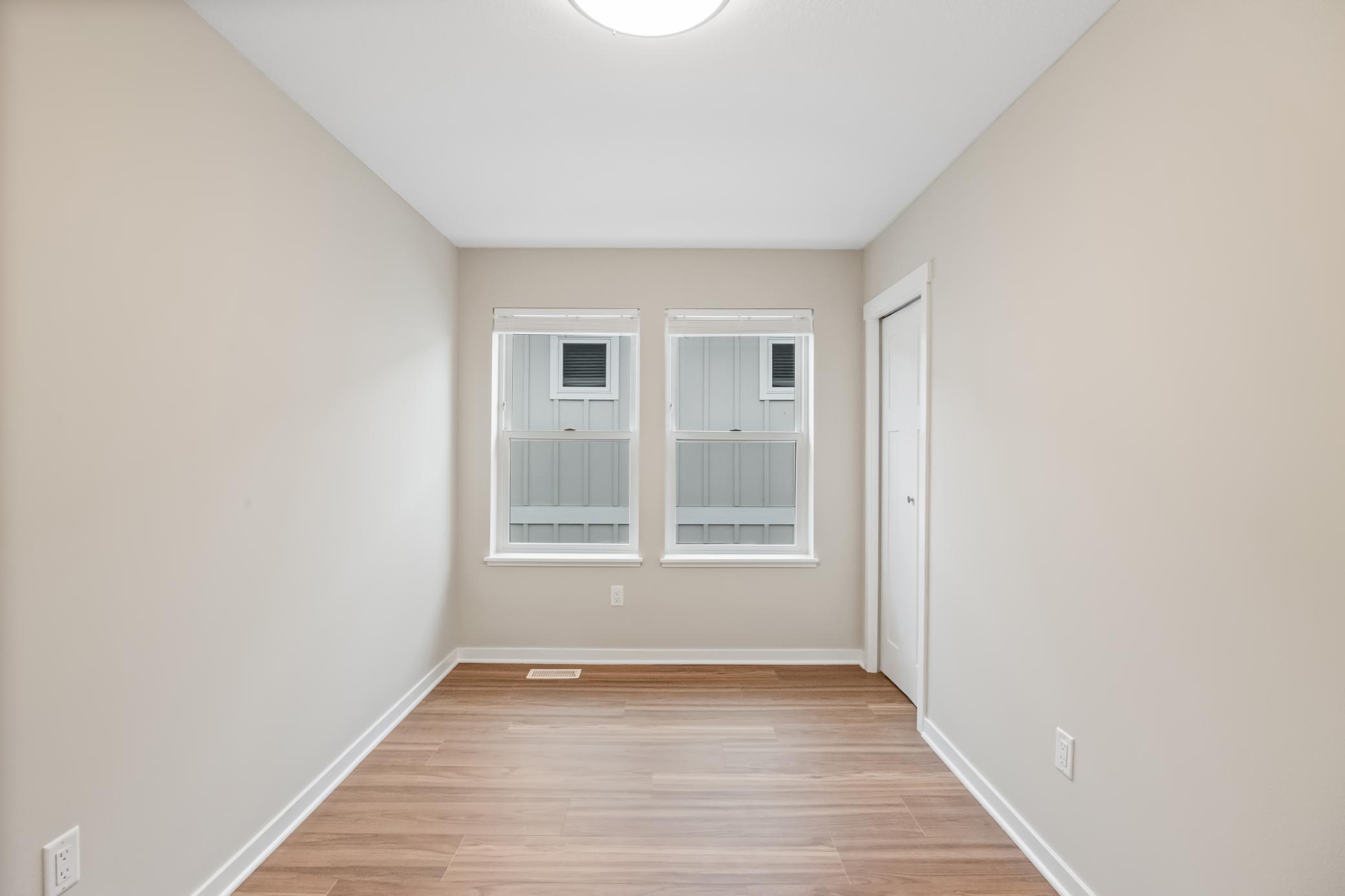 View of Residential at 1334 Winthrop Street, Saint Paul MN 55119, Saint Paul (12 of 26) - Mike Wilen | Minnesota Team Real Estate