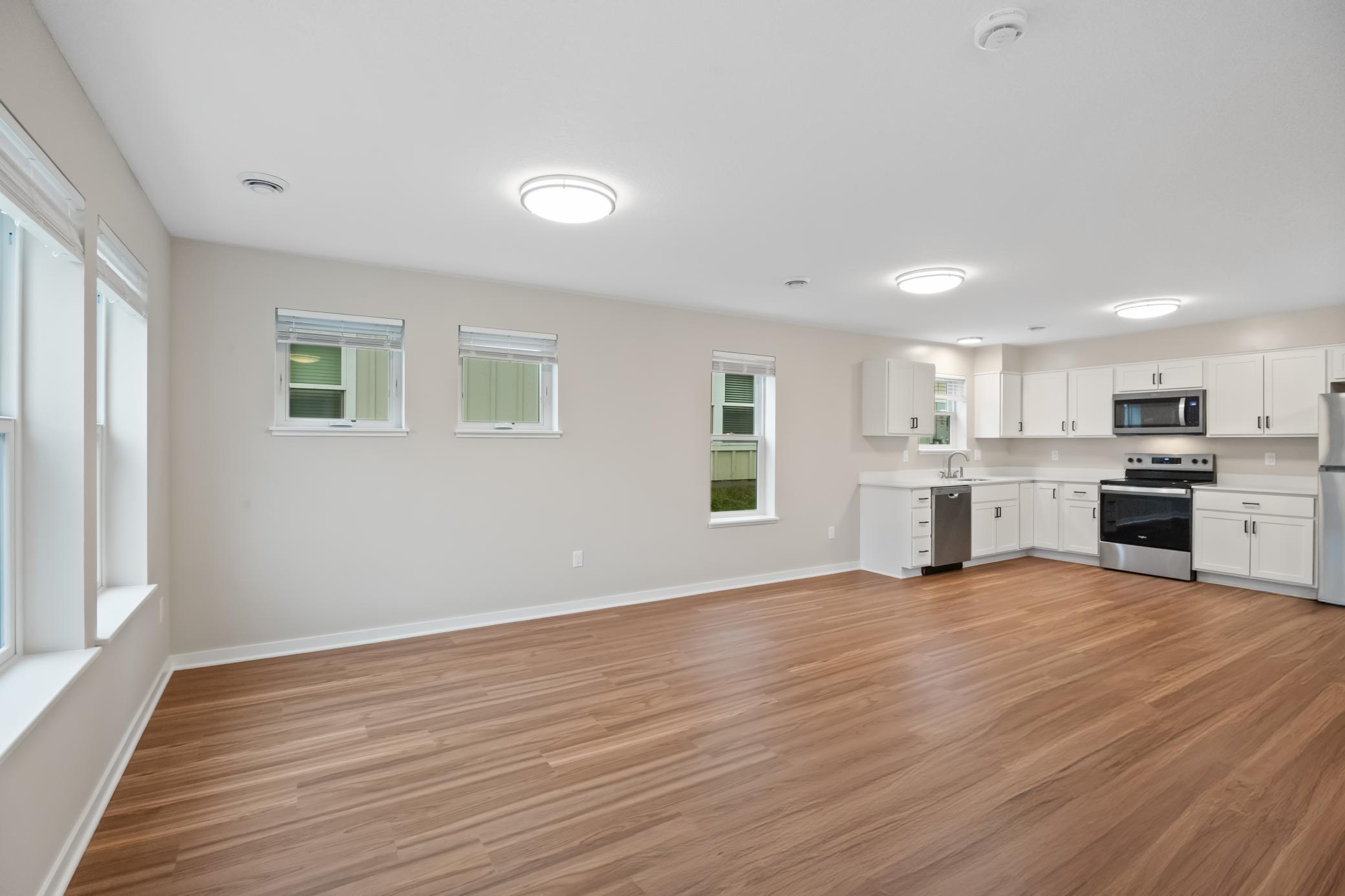 View of Residential at 1334 Winthrop Street, Saint Paul MN 55119, Saint Paul (8 of 26) - Mike Wilen | Minnesota Team Real Estate