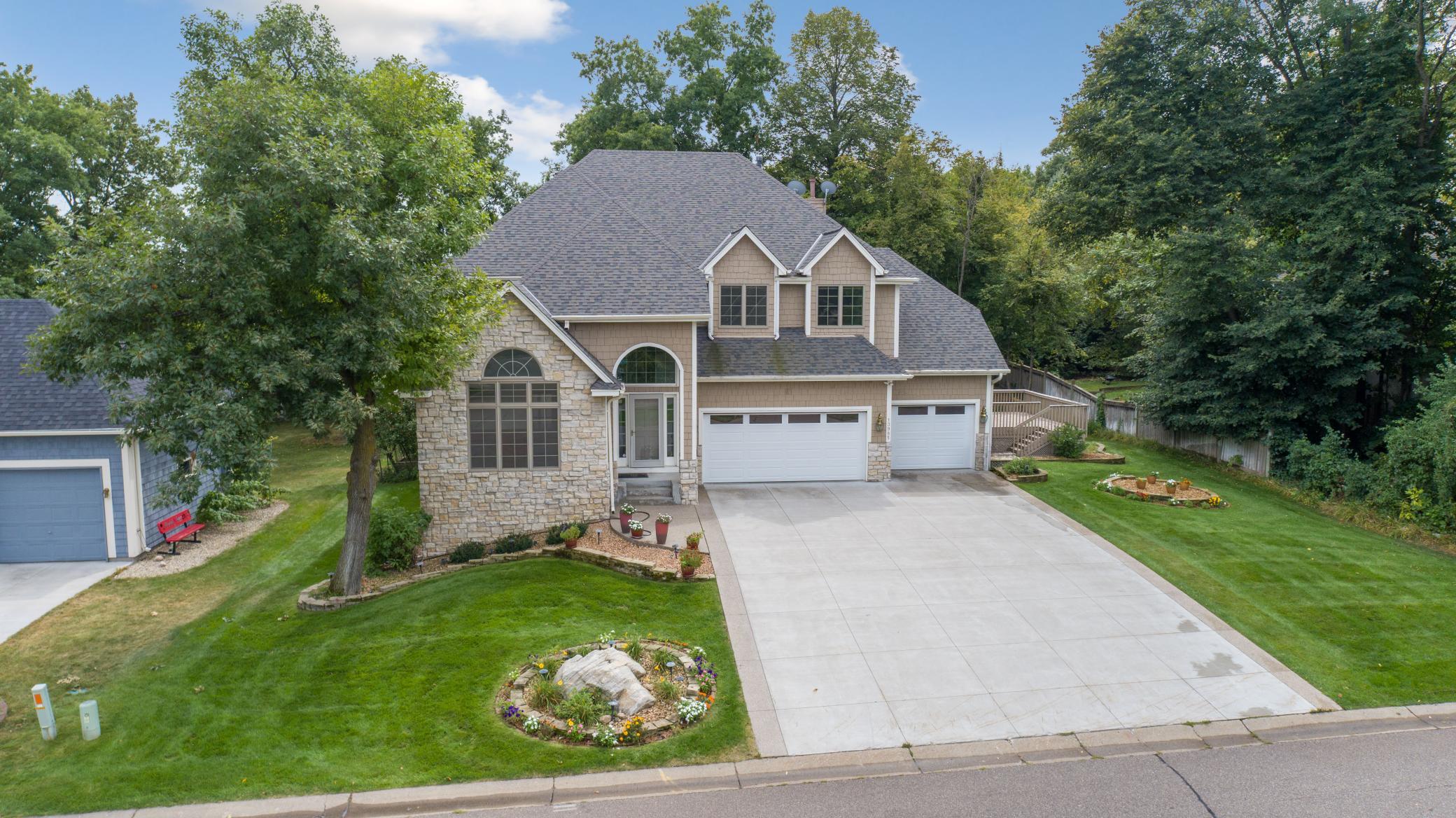 View of Residential at 13985 42nd Avenue, Plymouth MN 55446, Plymouth (76 of 94) - Mike Wilen | Minnesota Team Real Estate