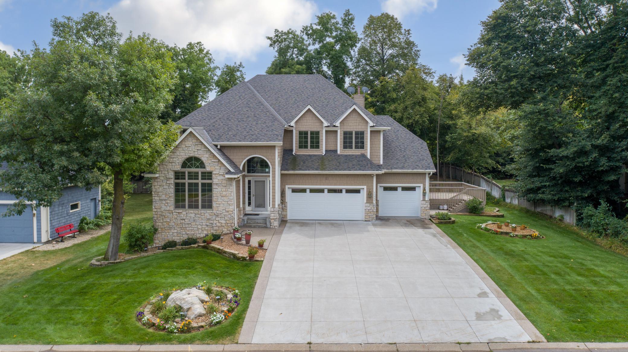 View of Residential at 13985 42nd Avenue, Plymouth MN 55446, Plymouth (75 of 94) - Mike Wilen | Minnesota Team Real Estate