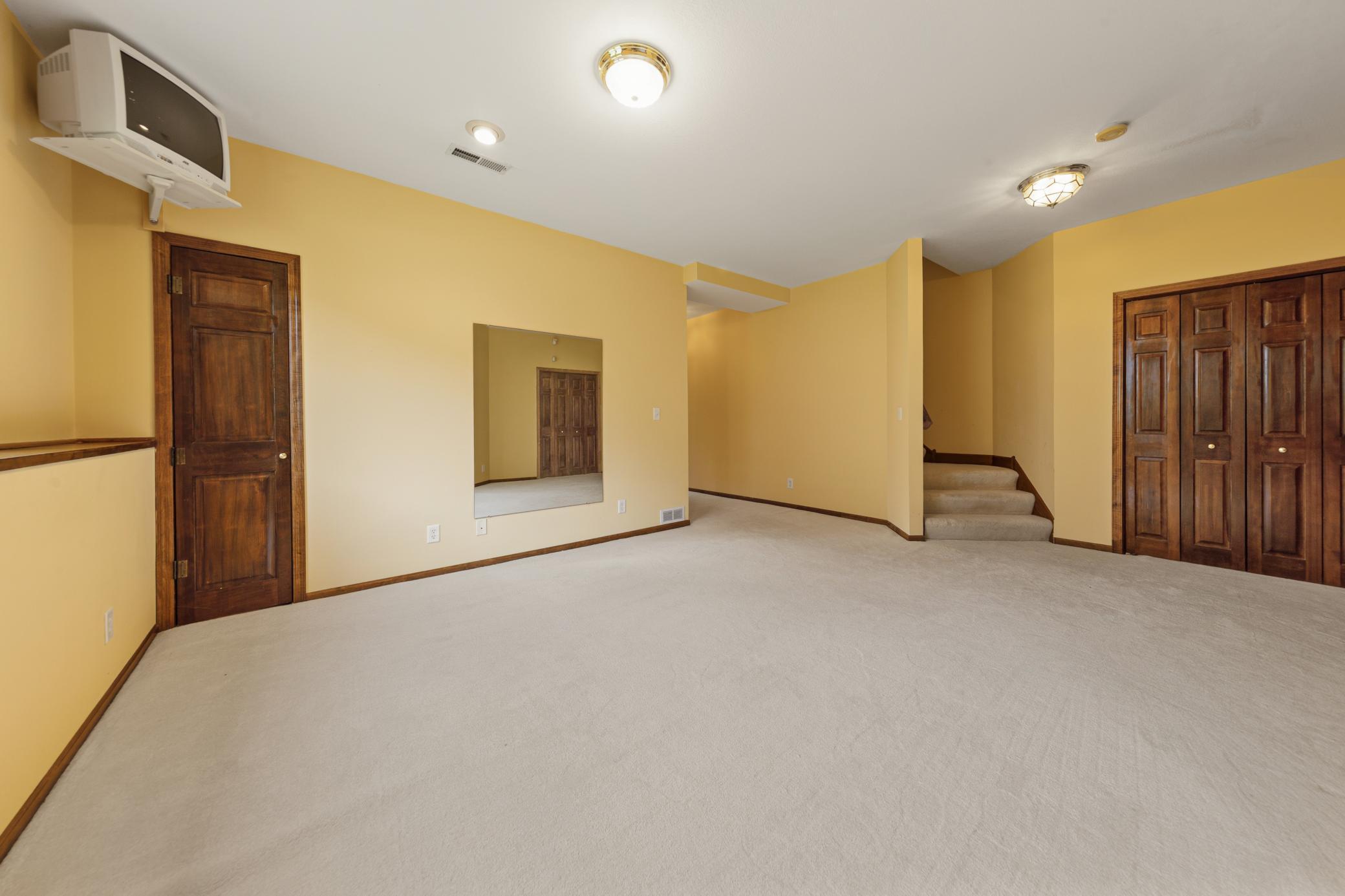 View of Residential at 13985 42nd Avenue, Plymouth MN 55446, Plymouth (43 of 94) - Mike Wilen | Minnesota Team Real Estate