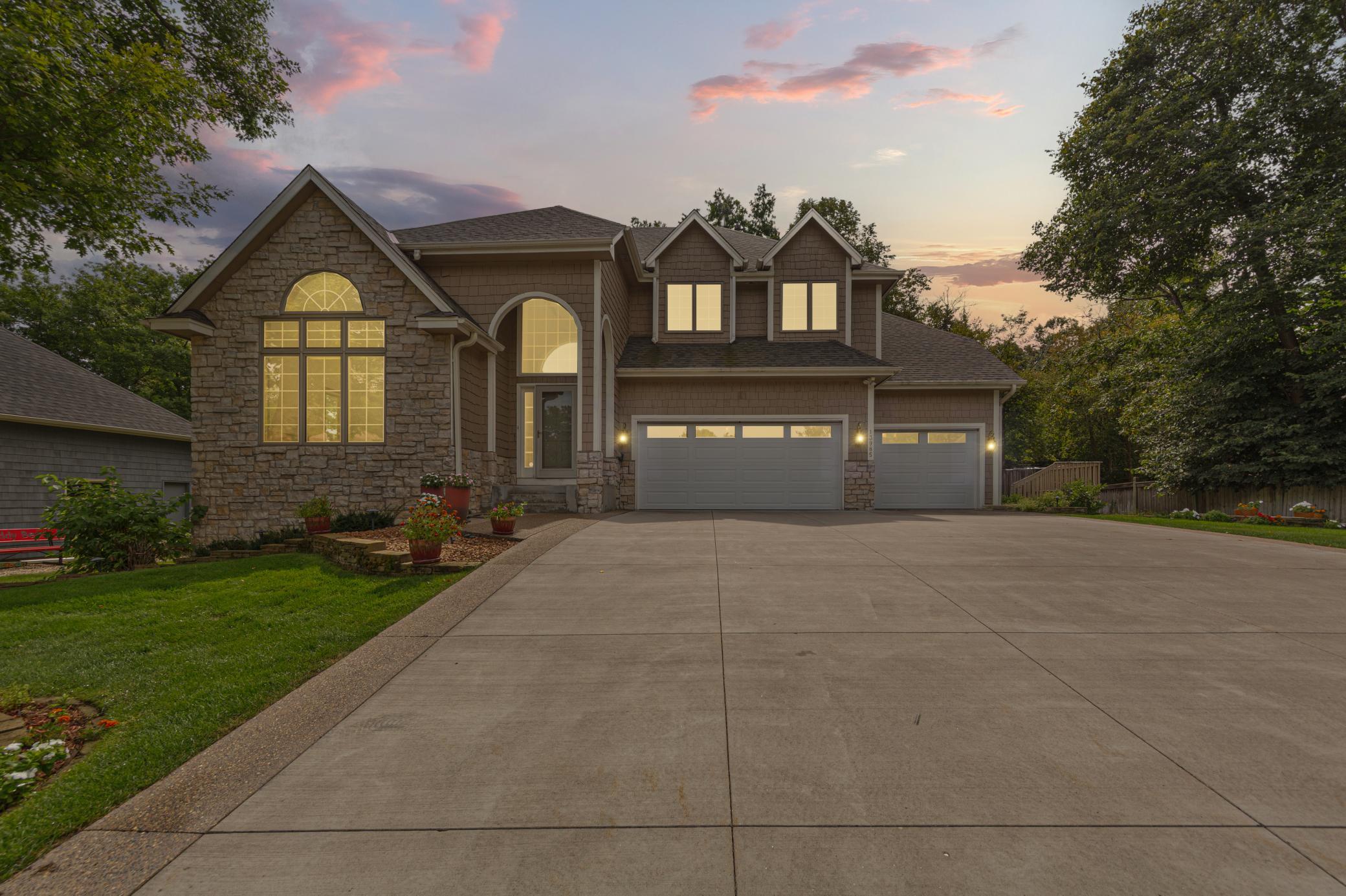 View of Residential at 13985 42nd Avenue, Plymouth MN 55446, Plymouth (90 of 94) - Mike Wilen | Minnesota Team Real Estate
