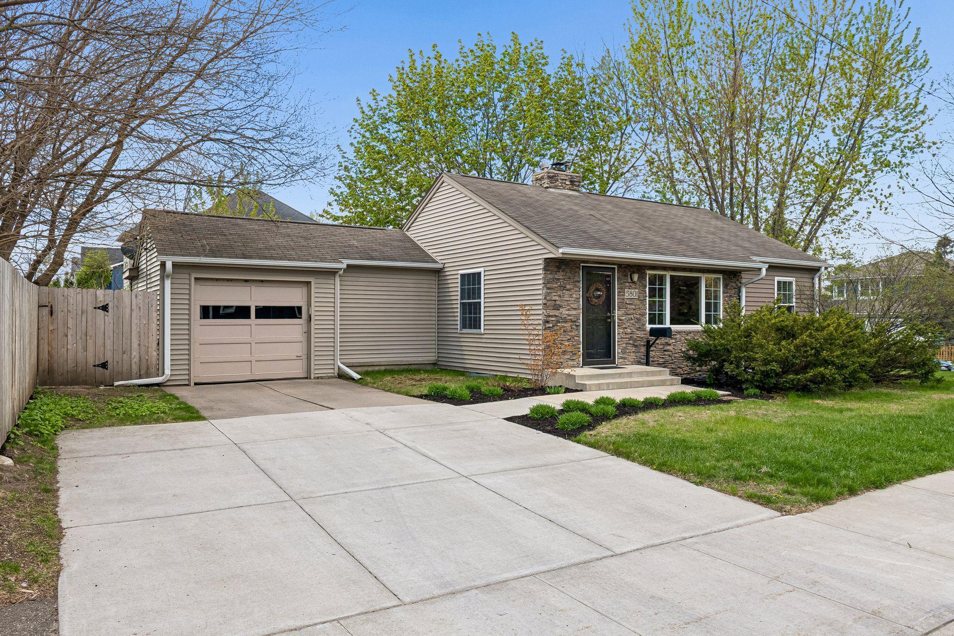 View of Residential at 5801 Zenith Avenue, Edina MN 55410, Edina - Mike Wilen | Minnesota Team Real Estate