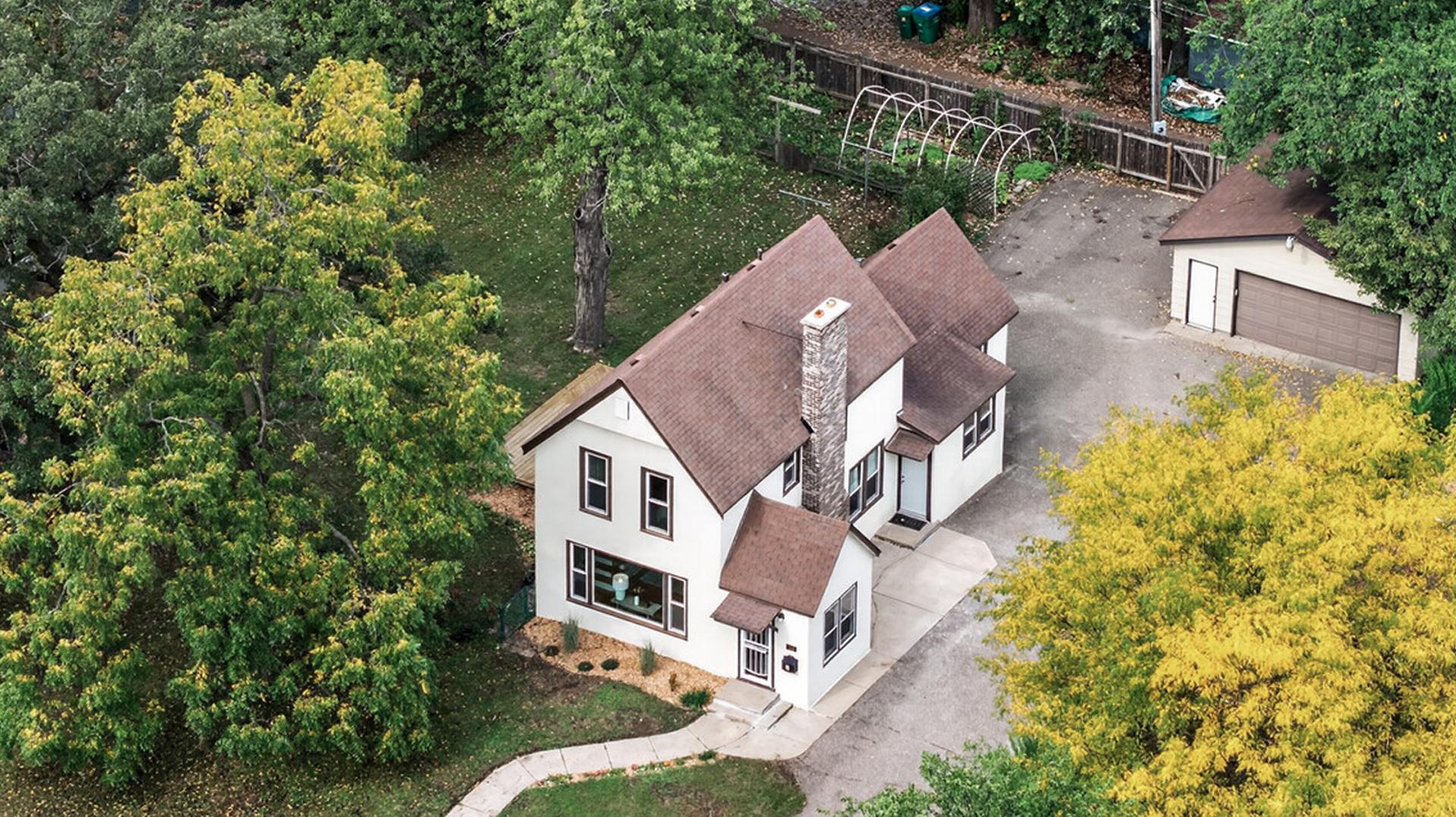 View of Single Family at 7418 Edgebrook Drive, Saint Louis Park - Mike Wilen | Minnesota Team Real Estate