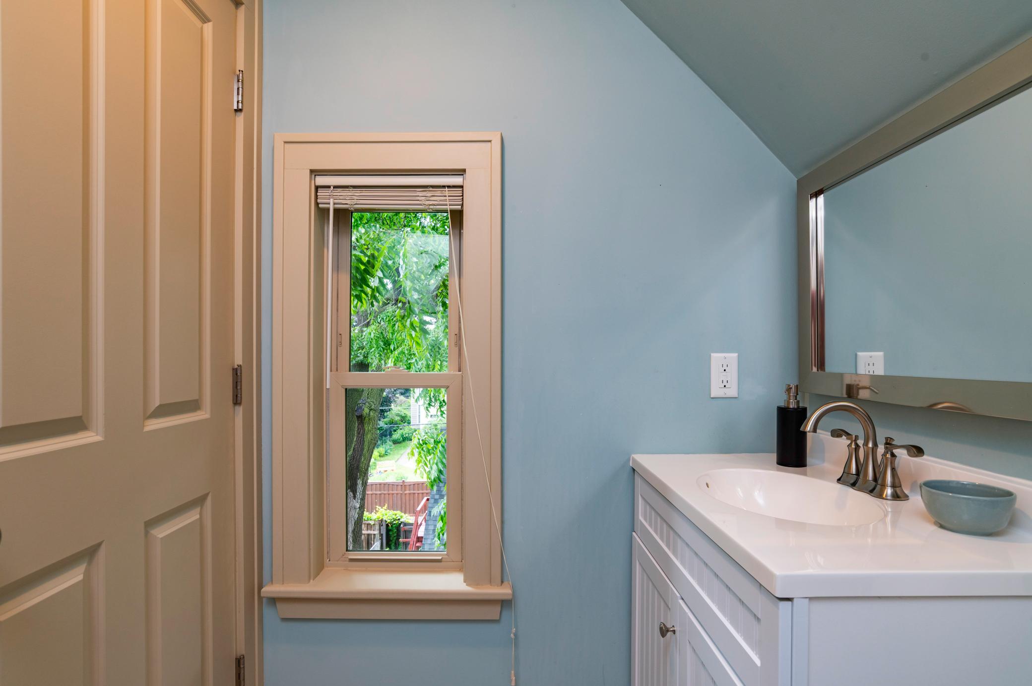 View of Residential at 1937 Selby Avenue, Saint Paul MN 55104, Saint Paul (37 of 49) - Mike Wilen | Minnesota Team Real Estate