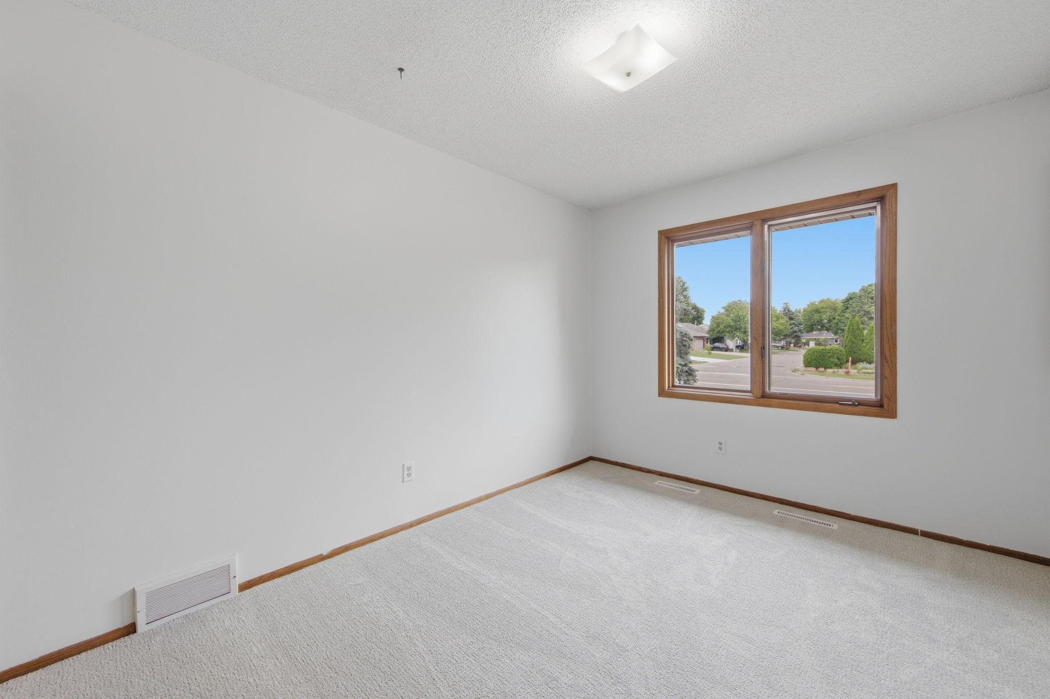 View of Residential at 14700 Embry Path, Apple Valley MN 55124, Apple Valley (15 of 33) - Mike Wilen | Minnesota Team Real Estate