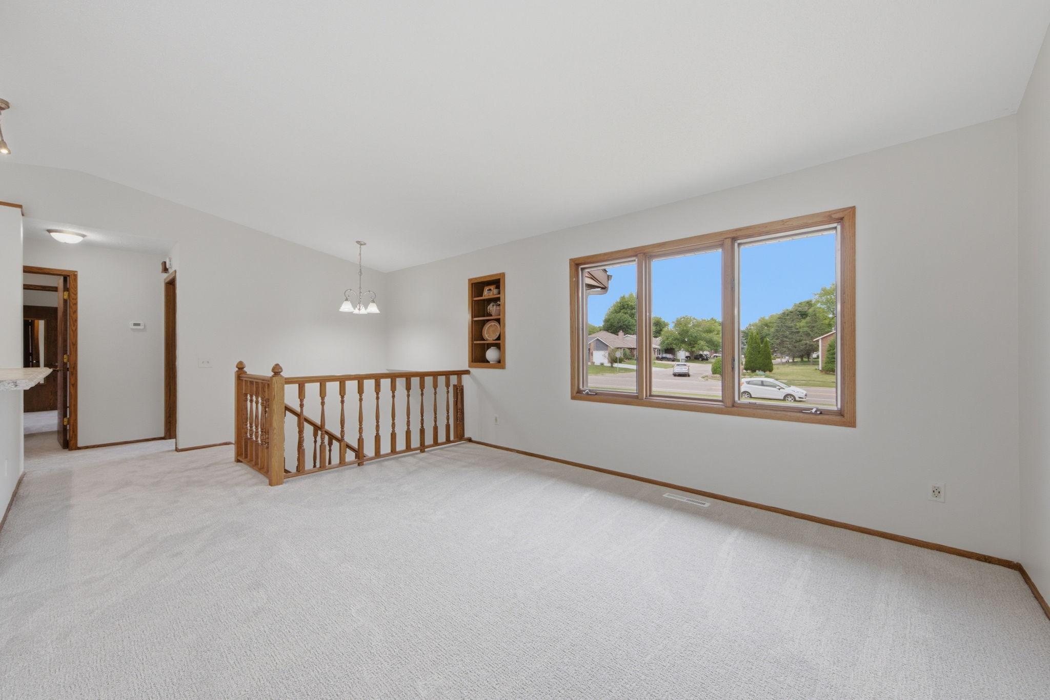 View of Residential at 14700 Embry Path, Apple Valley MN 55124, Apple Valley (4 of 33) - Mike Wilen | Minnesota Team Real Estate
