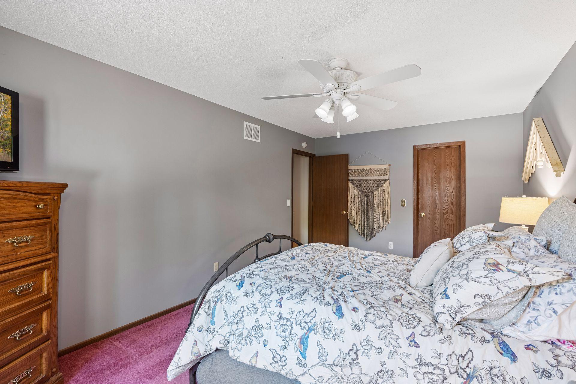 View of Residential at 9558 Kingsview Lane, Maple Grove MN 55369, Maple Grove (12 of 22) - Mike Wilen | Minnesota Team Real Estate