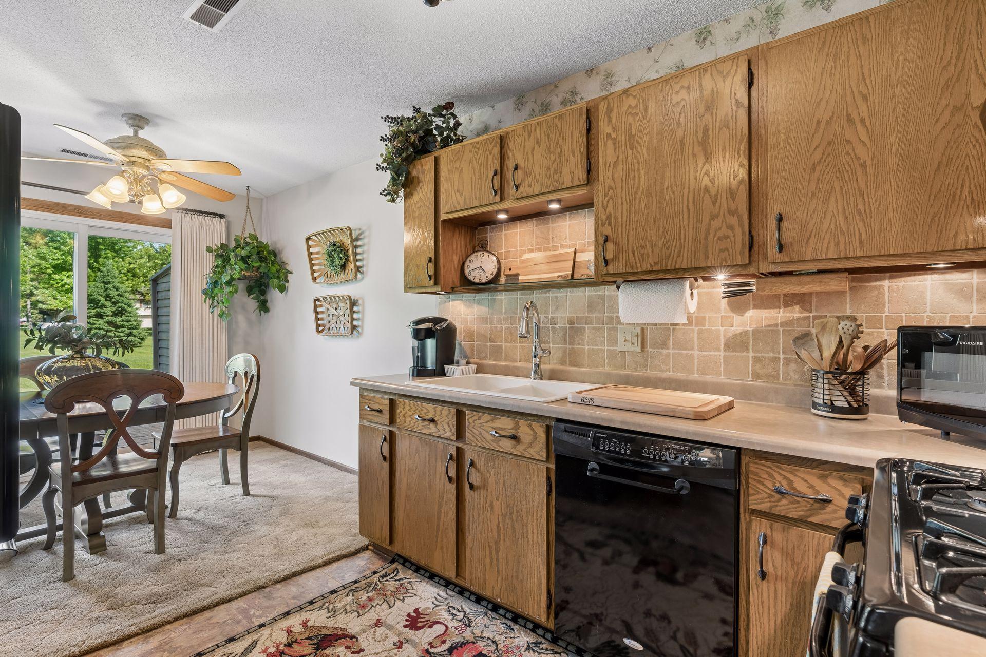 View of Residential at 9558 Kingsview Lane, Maple Grove MN 55369, Maple Grove (9 of 22) - Mike Wilen | Minnesota Team Real Estate