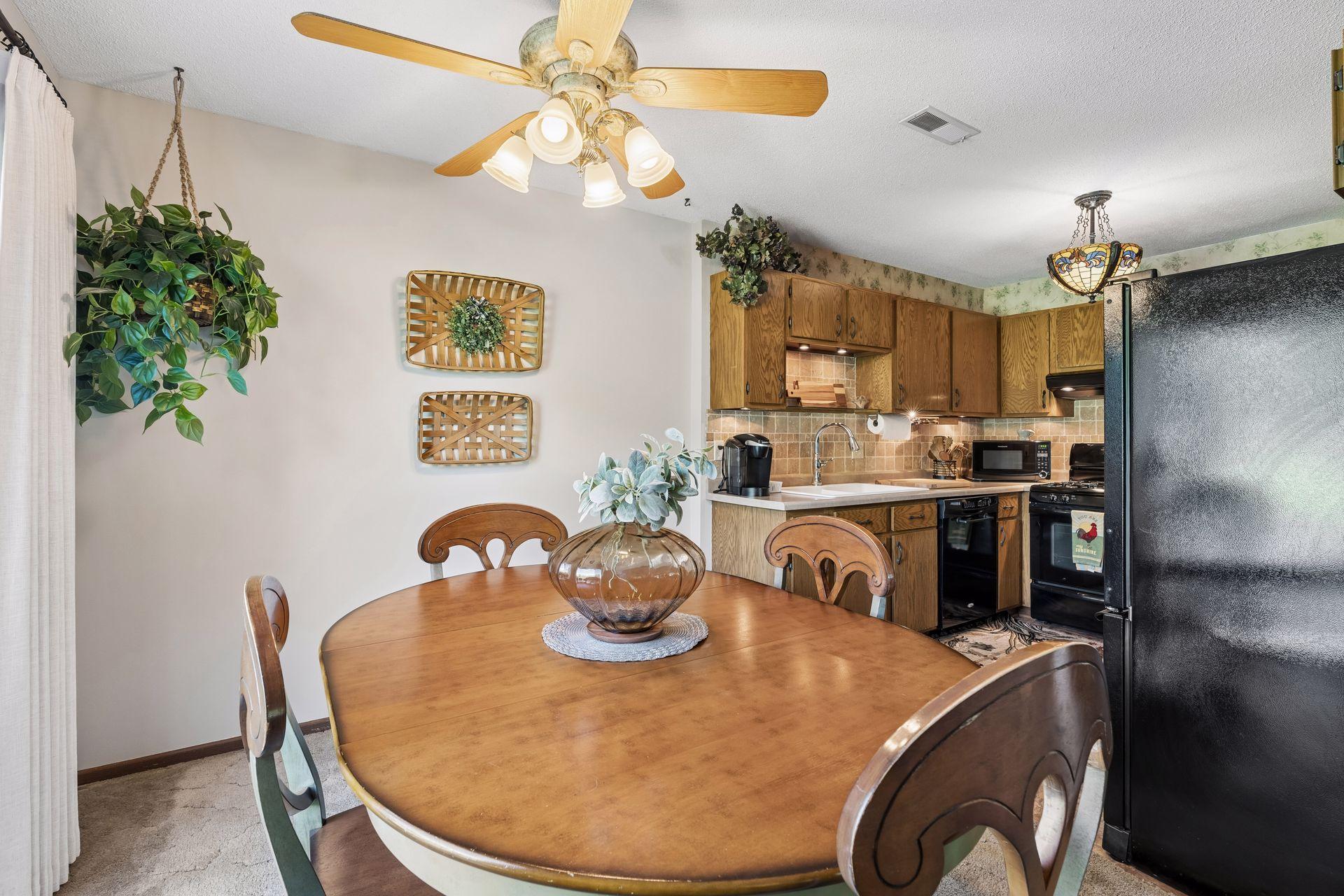 View of Residential at 9558 Kingsview Lane, Maple Grove MN 55369, Maple Grove (6 of 22) - Mike Wilen | Minnesota Team Real Estate