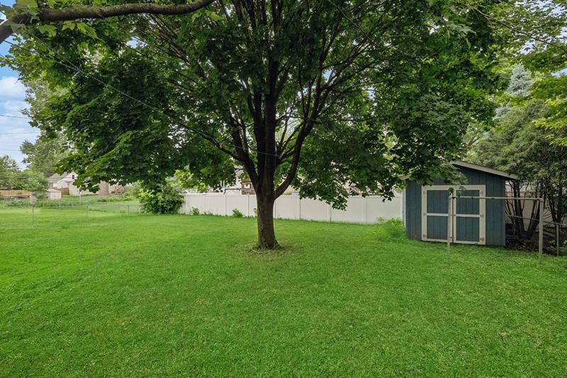 View of Residential at 7520 Thomas Avenue, Richfield MN 55423, Richfield (35 of 40) - Mike Wilen | Minnesota Team Real Estate