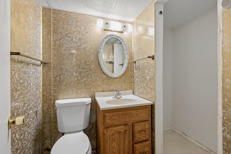 View of Residential at 7520 Thomas Avenue, Richfield MN 55423, Richfield (34 of 40) - Mike Wilen | Minnesota Team Real Estate