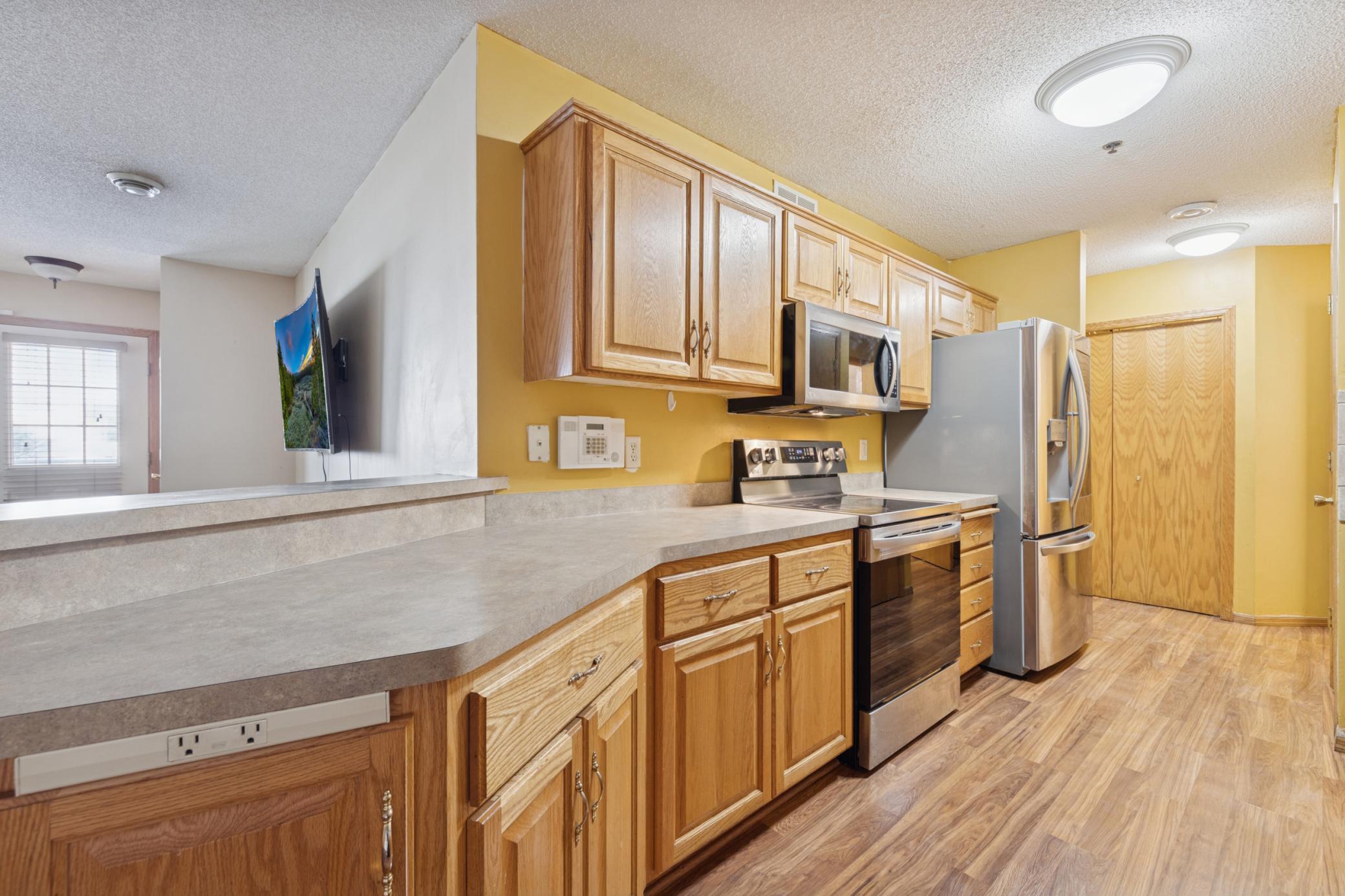 View of Residential at 10739 Unity Lane, Brooklyn Park MN 55443, Brooklyn Park (7 of 23) - Mike Wilen | Minnesota Team Real Estate